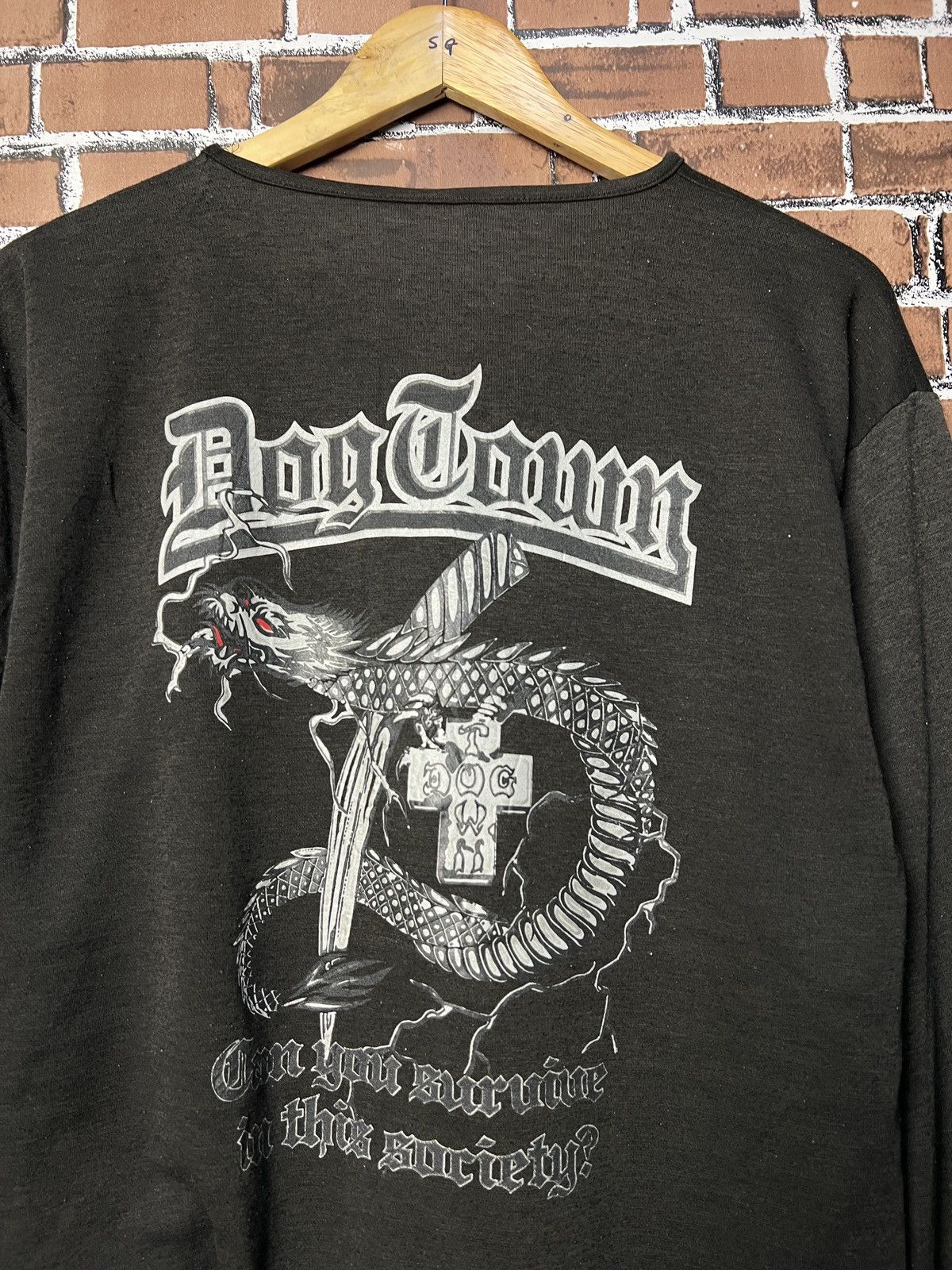 Dogtown × Japanese Brand × Vintage Vintage Dogtown Sukajan Black Dragon Y2K Size US L / EU 52-54 / 3 - 16 Thumbnail