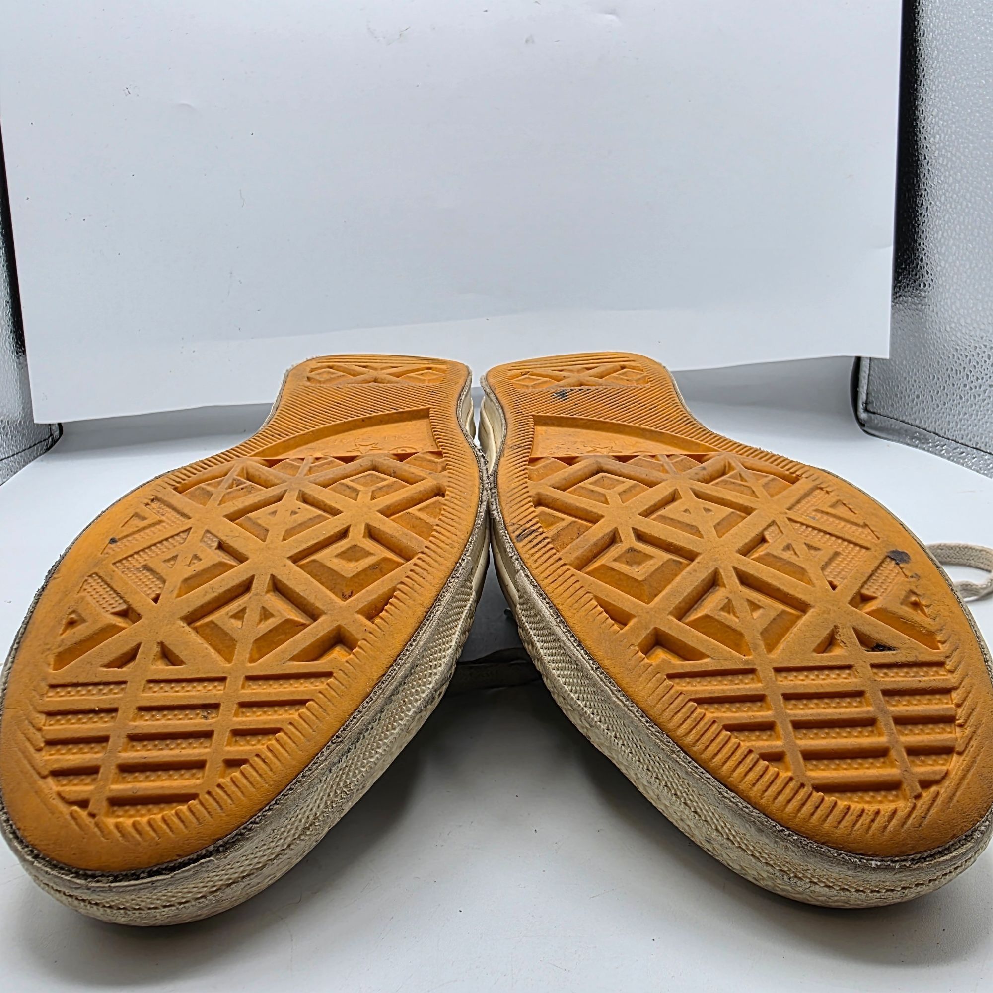 Converse Converse Chuck Taylor All Star Low-Top Mens Shoes Size 5.5 G Size US 5.5 / EU 38 - 11 Thumbnail
