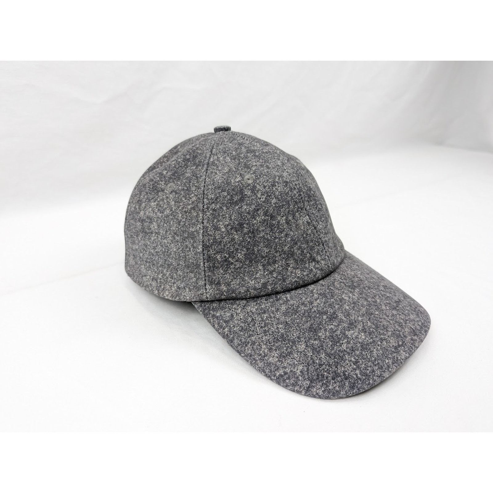 Bottega Veneta o1rshd1 Size: M / Flannel Printed Nubuck Cap / beanie Size ONE SIZE - 4 Thumbnail