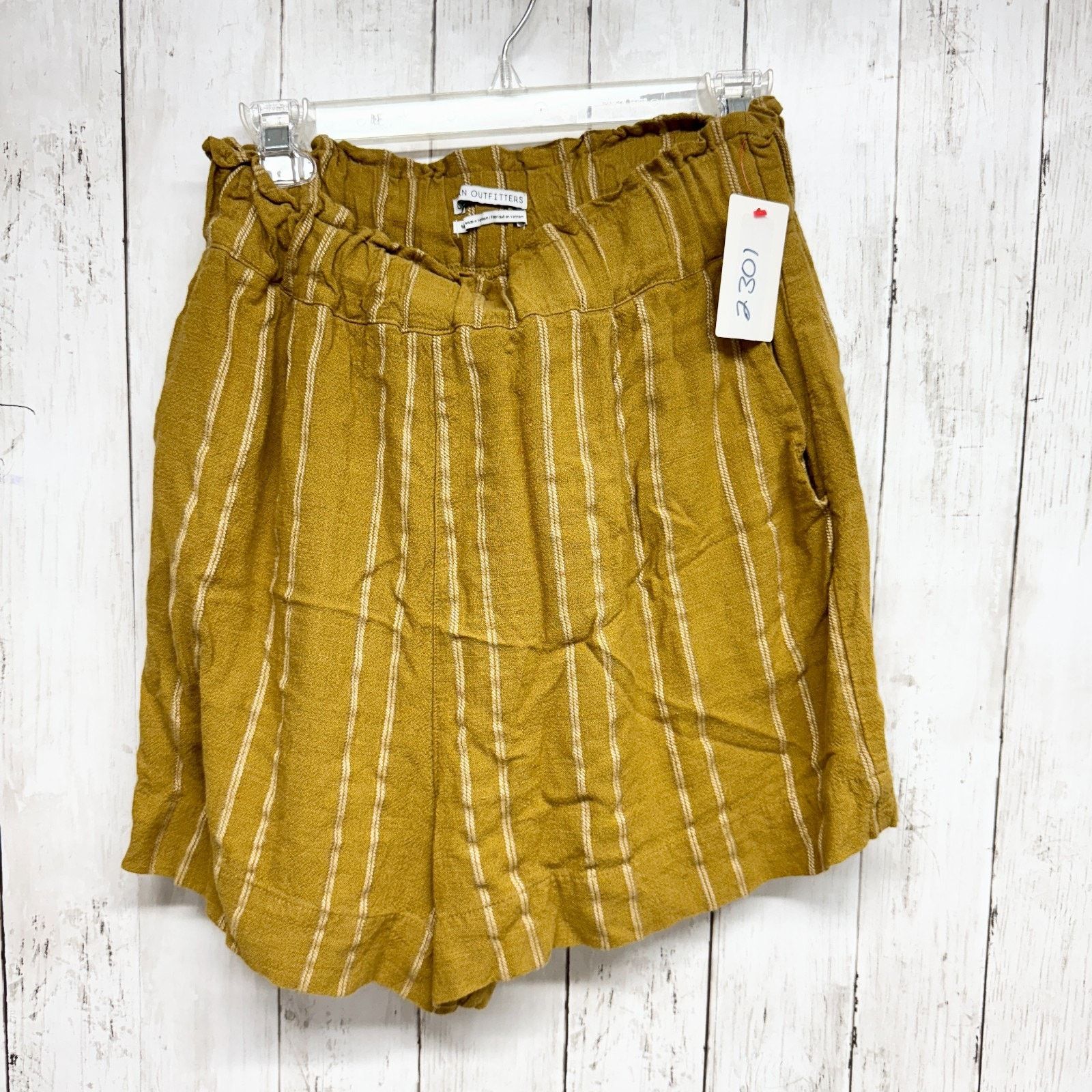 Urban Outfitters Urban Outfitters Shorts Sz M Josie Linen Blend Pull On Short Size 27" / US 4 / IT 40 - 1 Thumbnail
