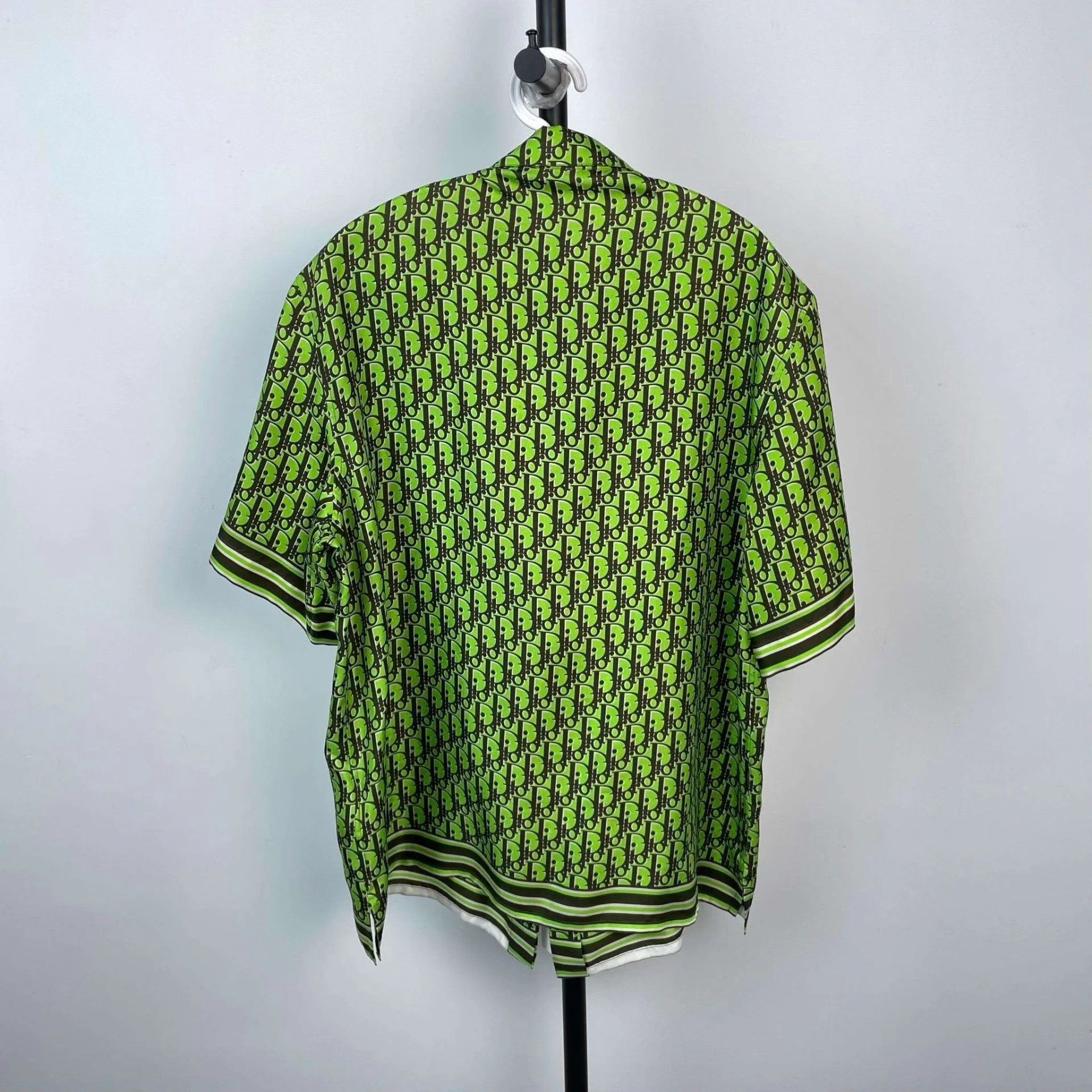 Dior Dior Silk All Over Short-Sleeve Shirt 41 EU Green Size US XS / EU 42 / 0 - 2 Thumbnail