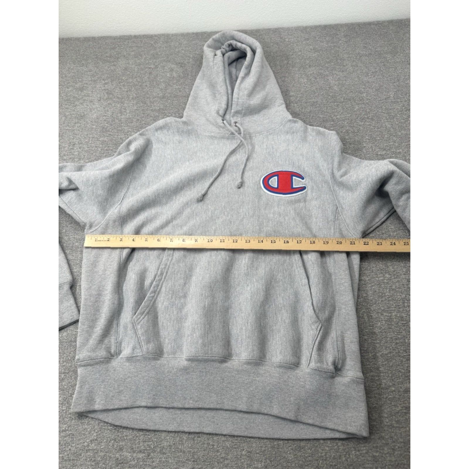 Champion VINTAGE Champion Reverse Weave Gray Hoodie Men’s M Logo Red Blue Pullover Reversible Big Logo Men Size US M / EU 48-50 / 2 - 5 Thumbnail