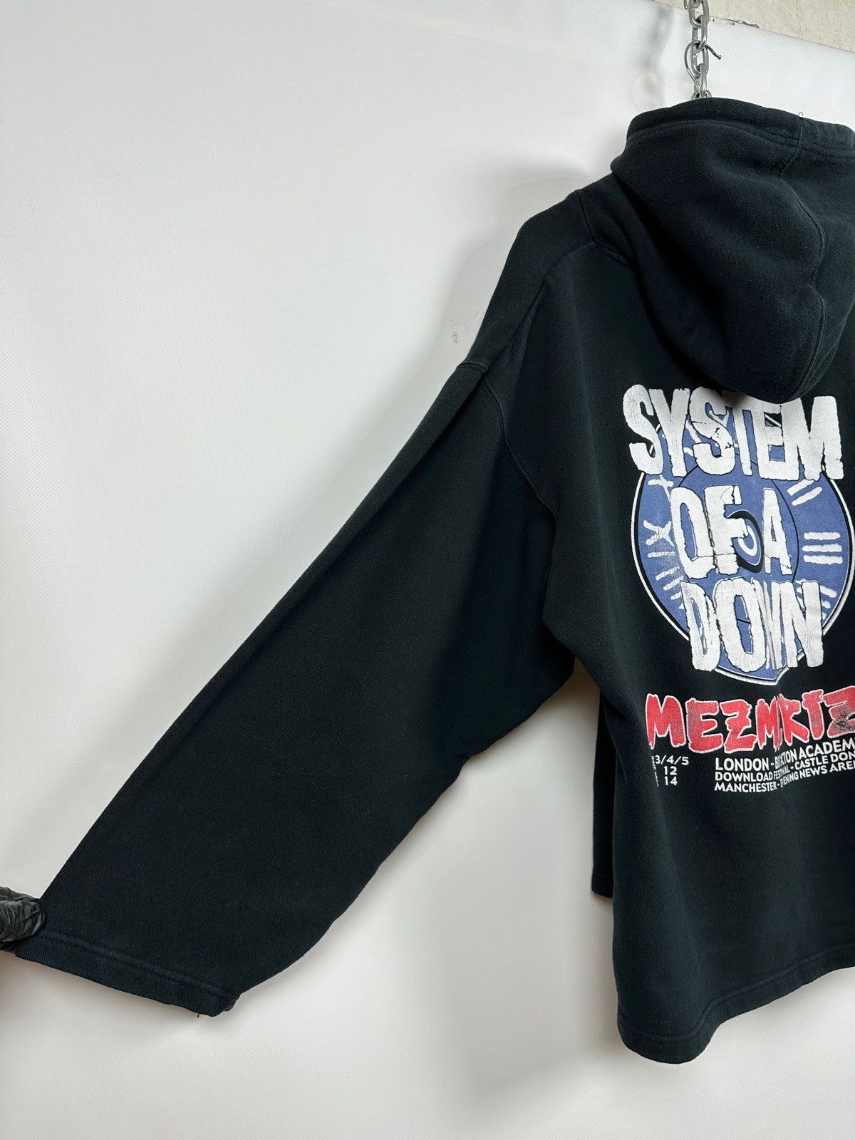 Band Tees 2005 Vintage System Of A Down Mezmerize Tour Hoodie Size US L / EU 52-54 / 3 - 19 Thumbnail