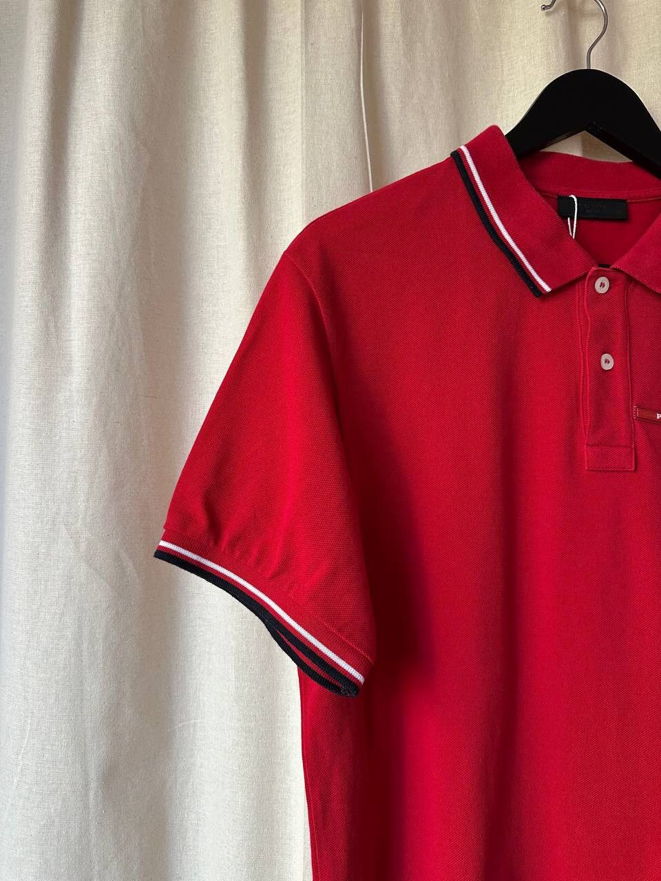 Prada Prada Red/Black Shirt / Polo Size US M / EU 48-50 / 2 - 3 Thumbnail