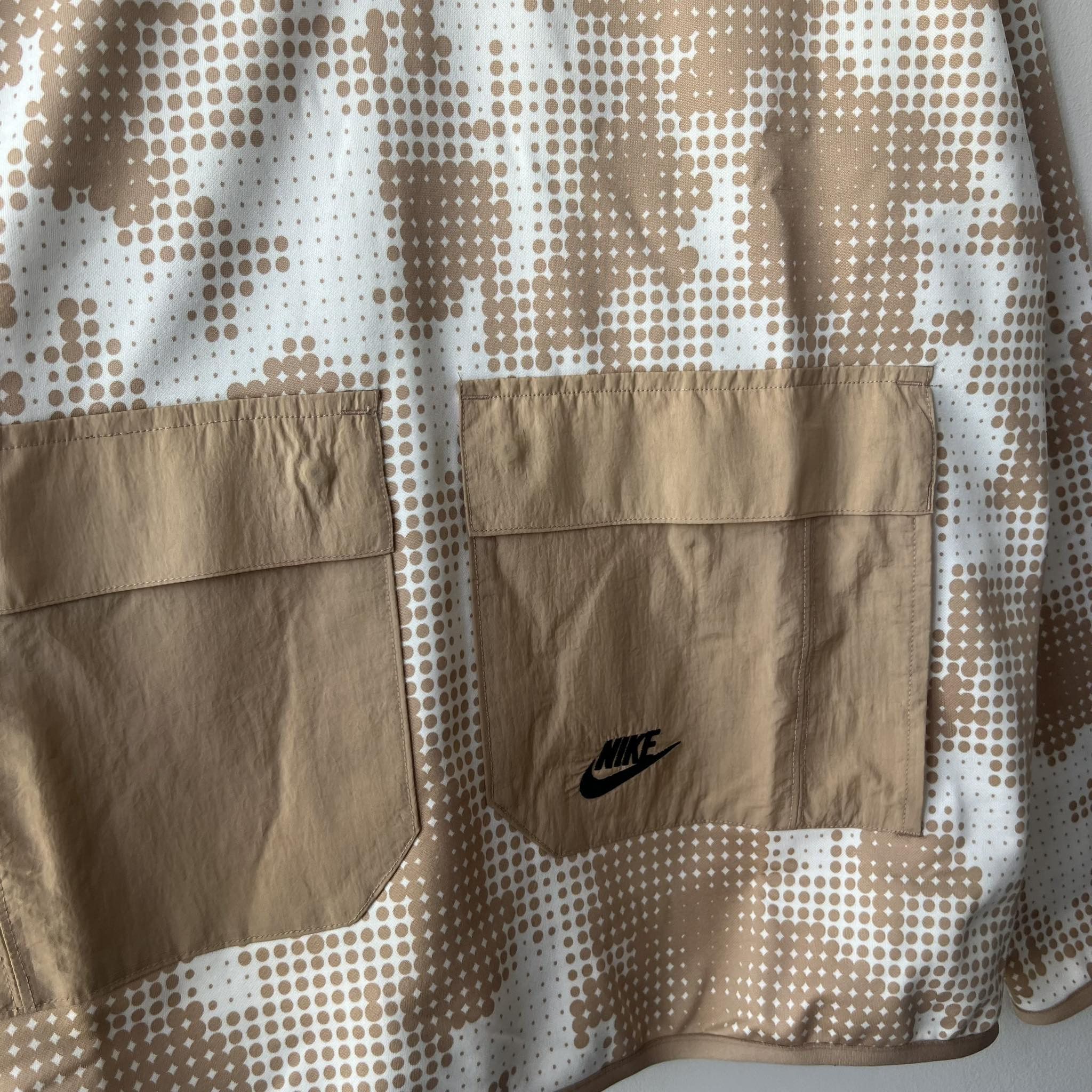 Nike Nike Fleece Pocket Halfzip Jacket Beige Print Size US L / EU 52-54 / 3 - 4 Thumbnail