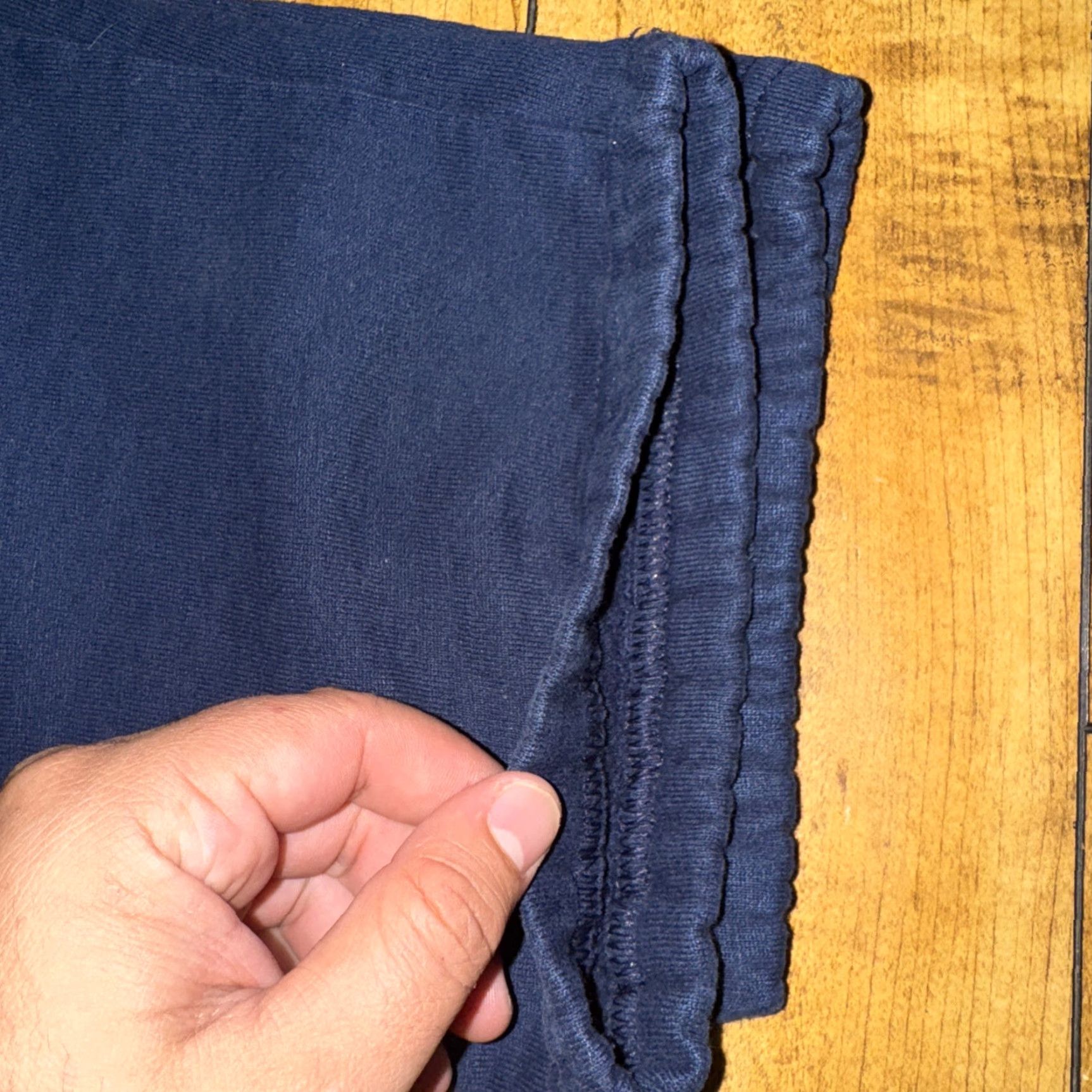 Russell Athletic VINTAGE Russell Athletic Sweatpants Men 2XL Navy Blue Drawstring 36x34 Distressed Activewear Distressed 90s? (But avoid extra) Size US 39 - 2 Thumbnail