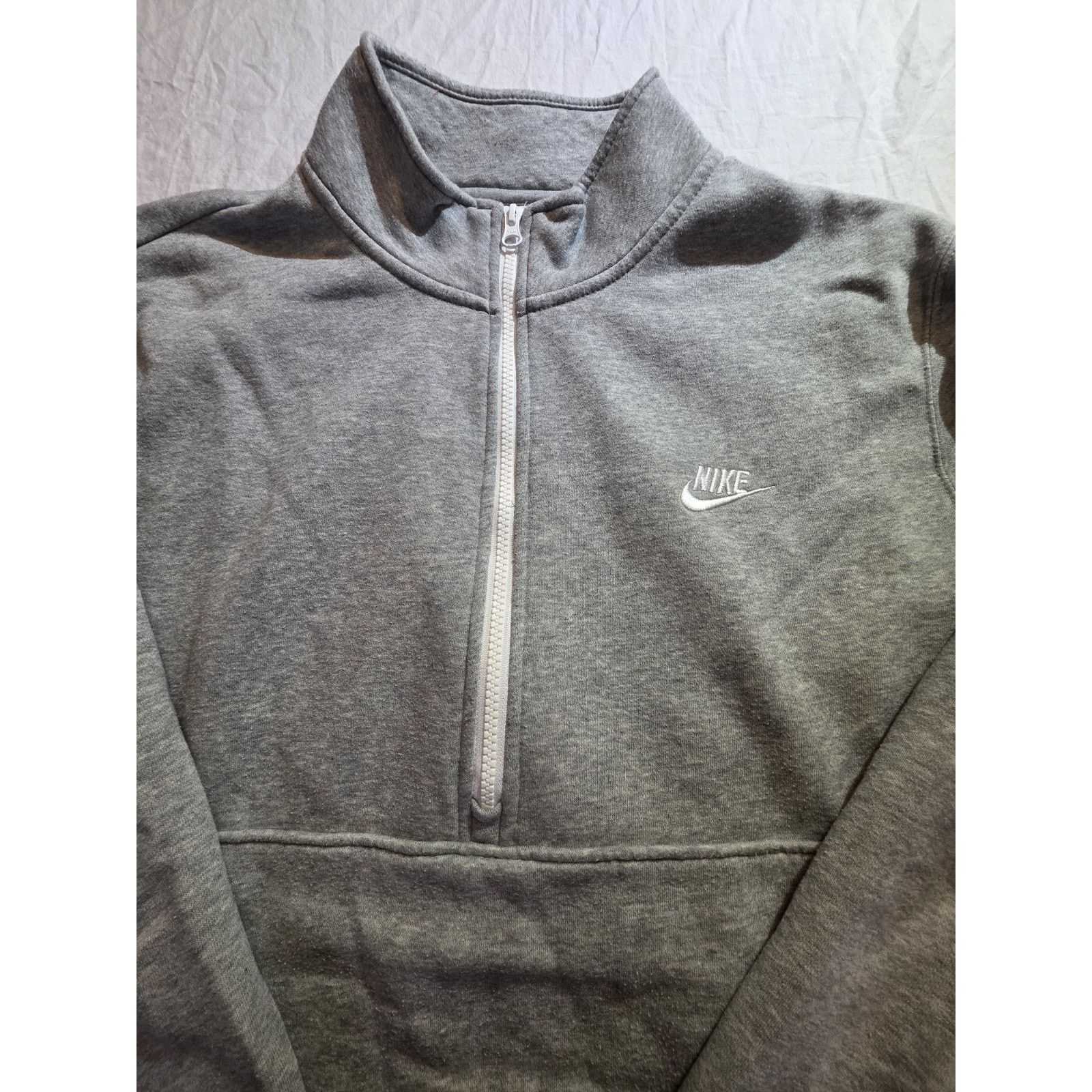 Nike Nike Men's Grey 1/4 Zip Longsleeve Pullover Sweatshirt Size US XL / EU 56 / 4 - 1 Thumbnail