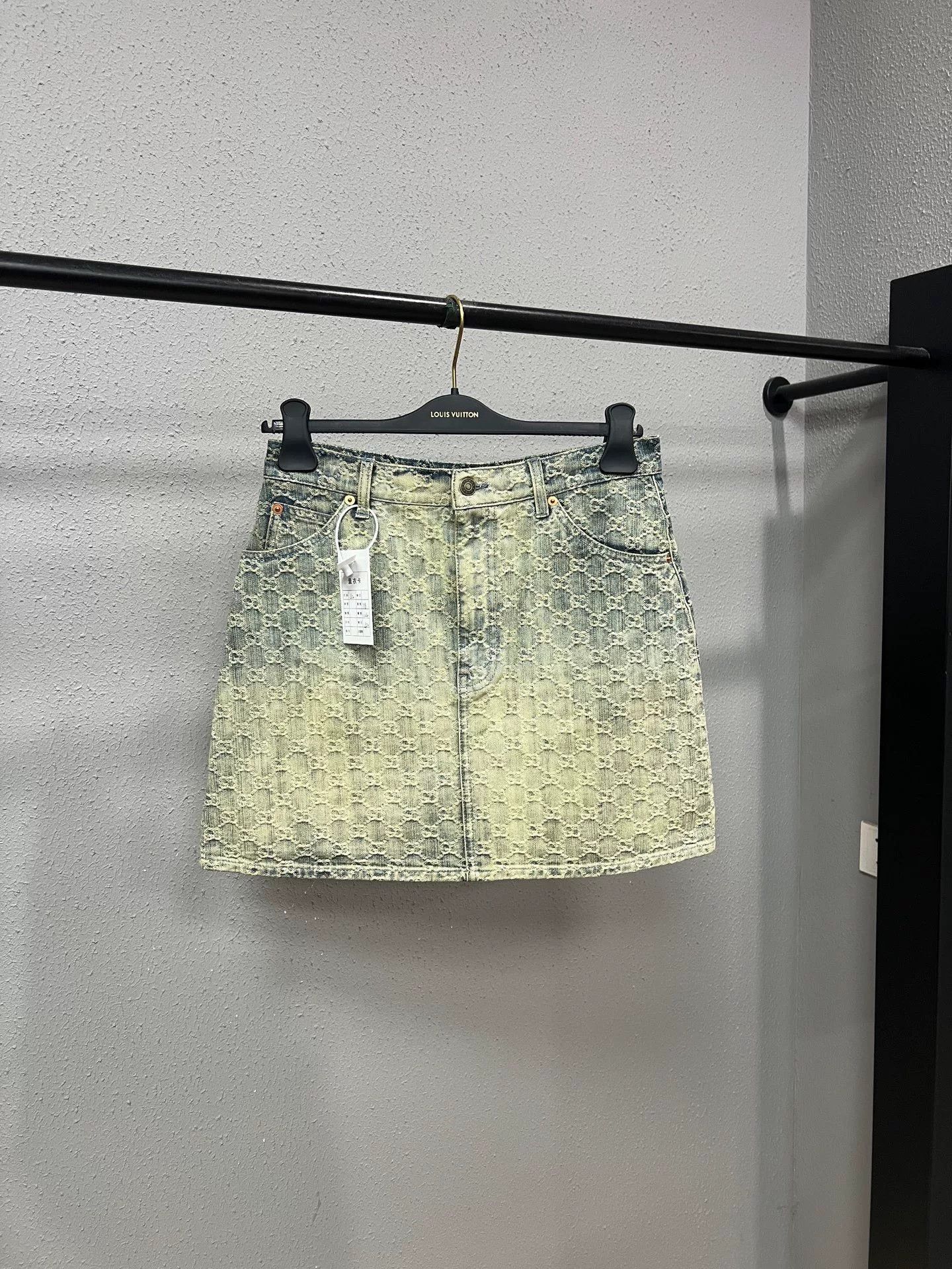 Gucci gucci distressed denim mini skirt with rhinestones Size 42" / US 20 - 1 Thumbnail
