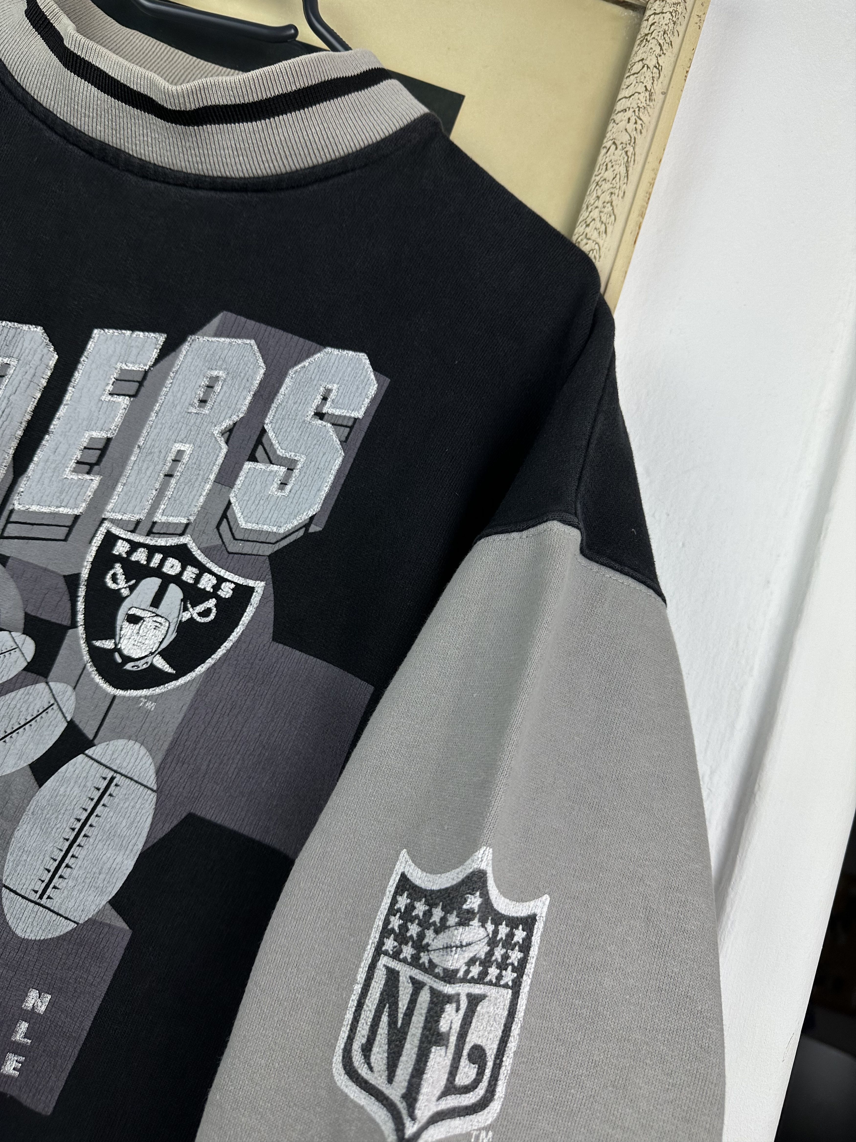 NFL × Vintage Vintage Los Angeles Raiders Sweatshirt NFL Rare Hype Size US M / EU 48-50 / 2 - 3 Thumbnail