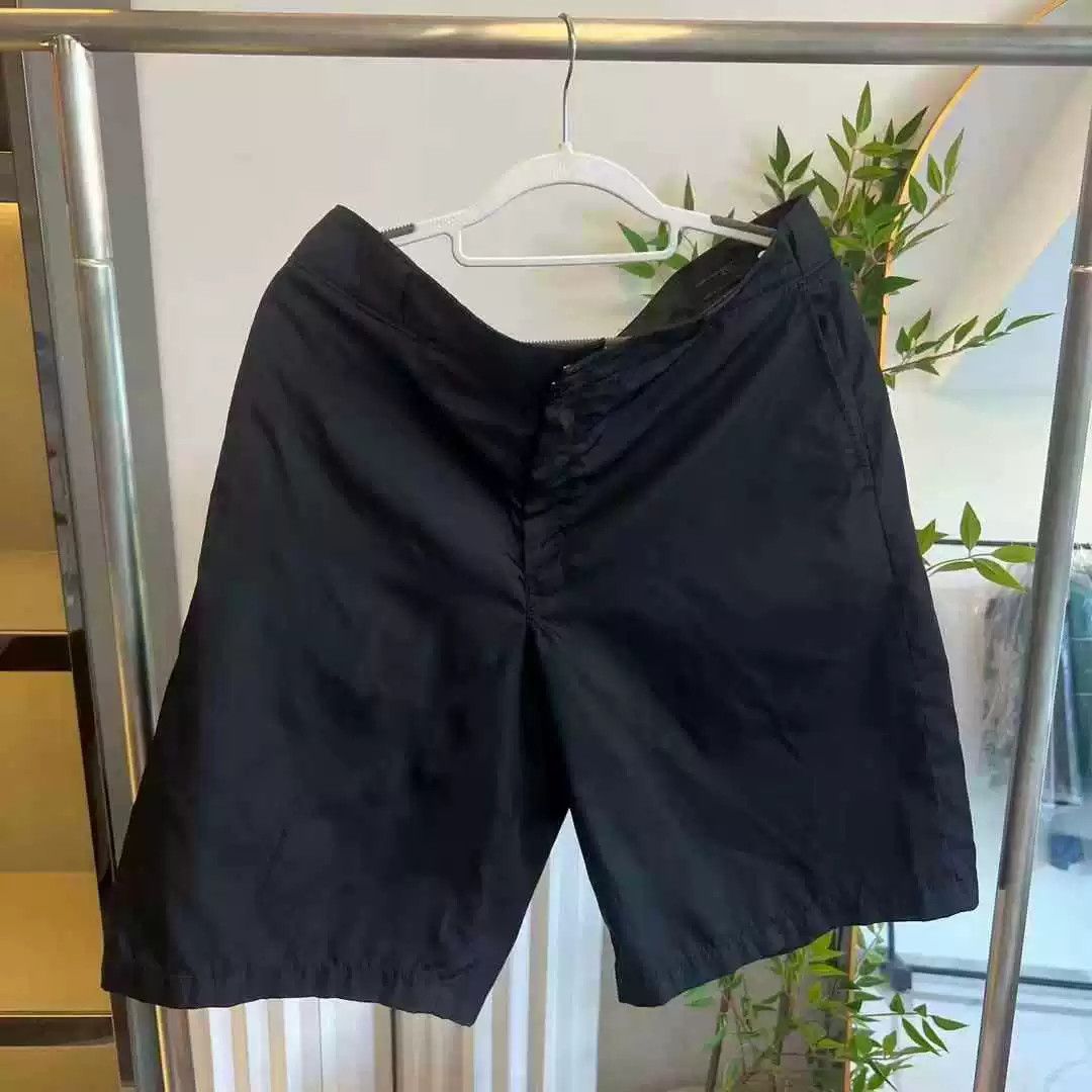 Prada PRADA Black Triangle Logo Nylon Shorts - dmc Size US 38 / EU 54 - 1 Thumbnail