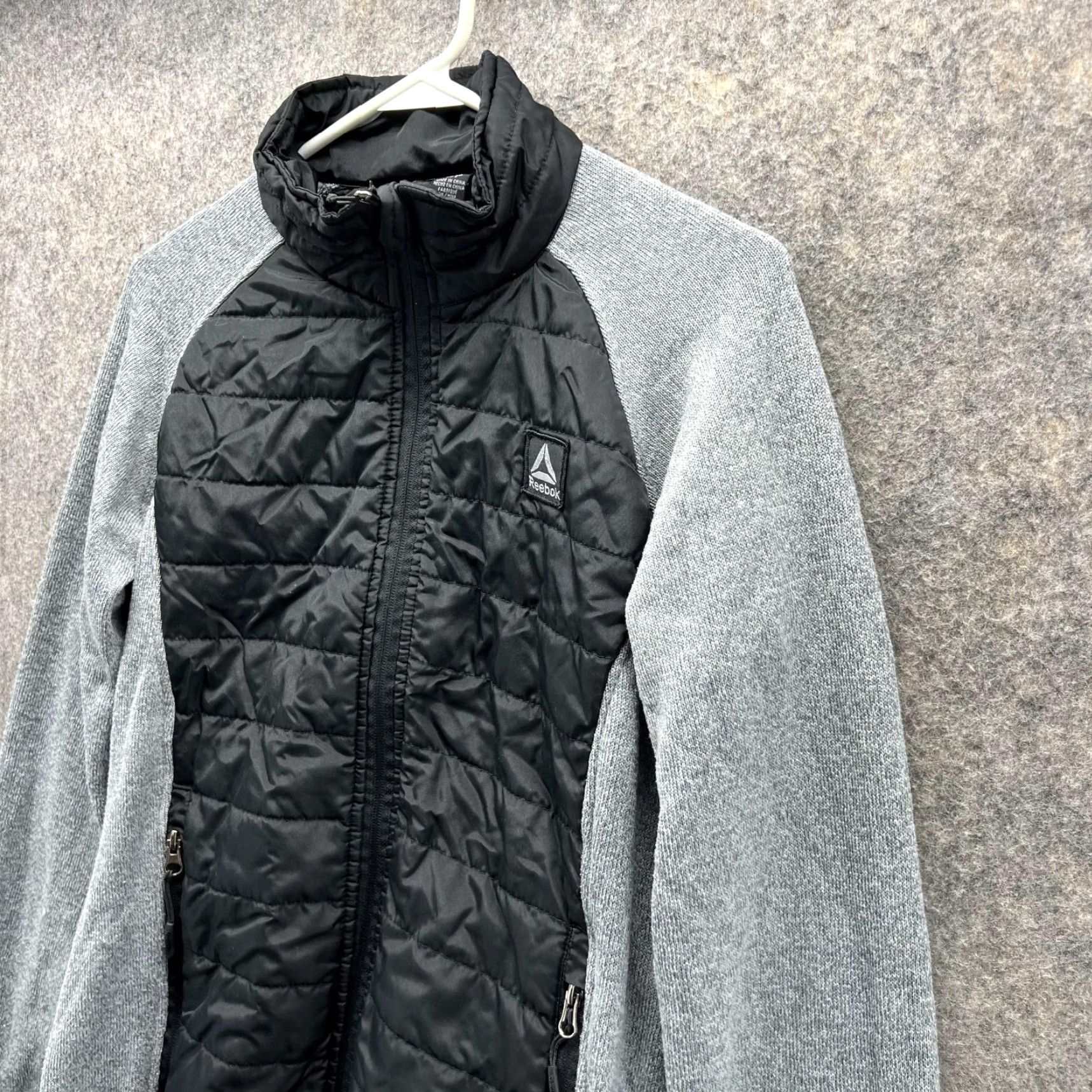 Reebok Reebok Sweater Men Small Black Gray Full Zip Sweatshirt Athletic Quilted Jacket Shirt Size US S / EU 44-46 / 1 - 4 Thumbnail
