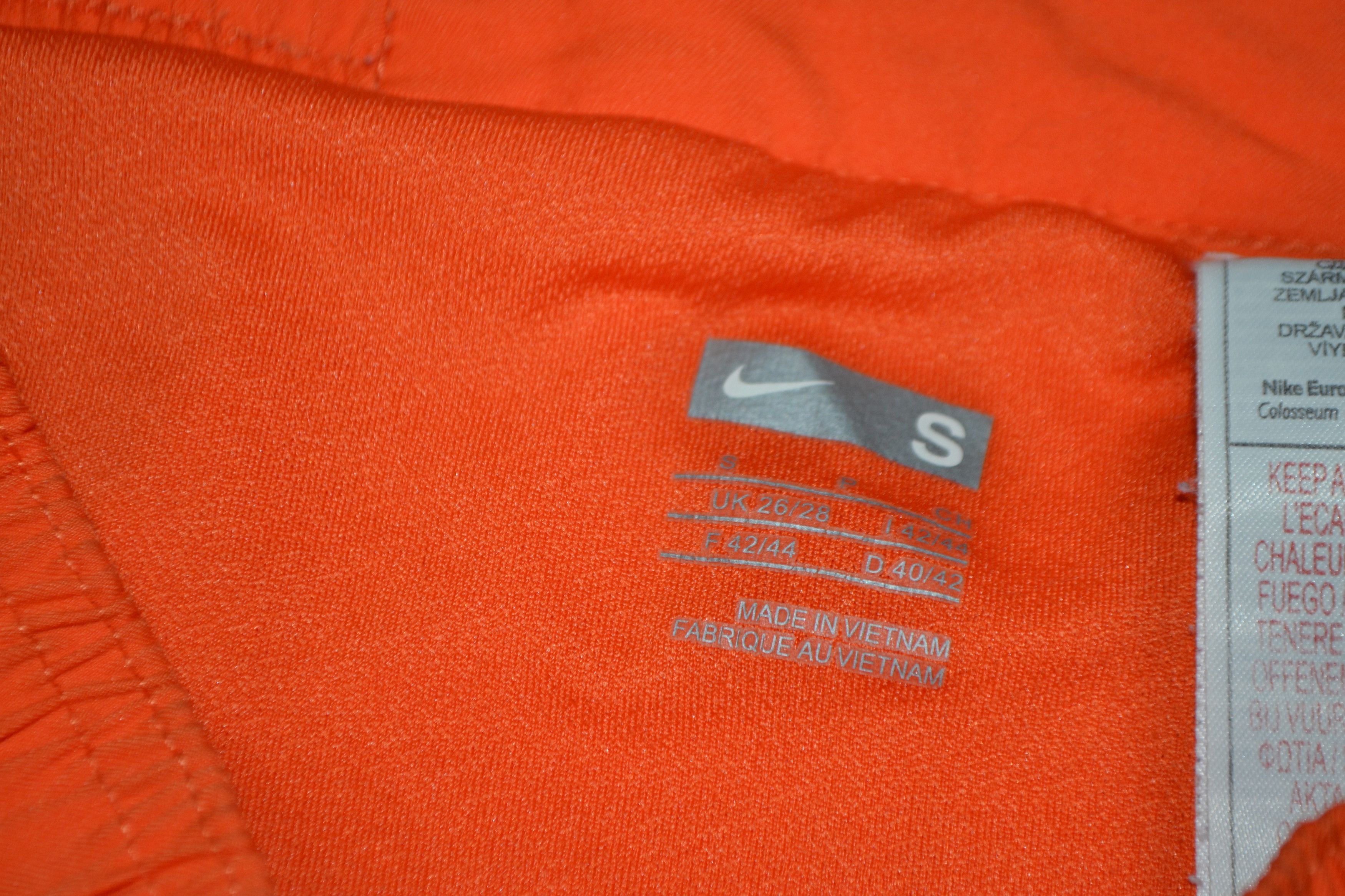 Nike Werder Bremen Vintage Football Shorts Away Soccer Size US 30 / EU 46 - 3 Thumbnail