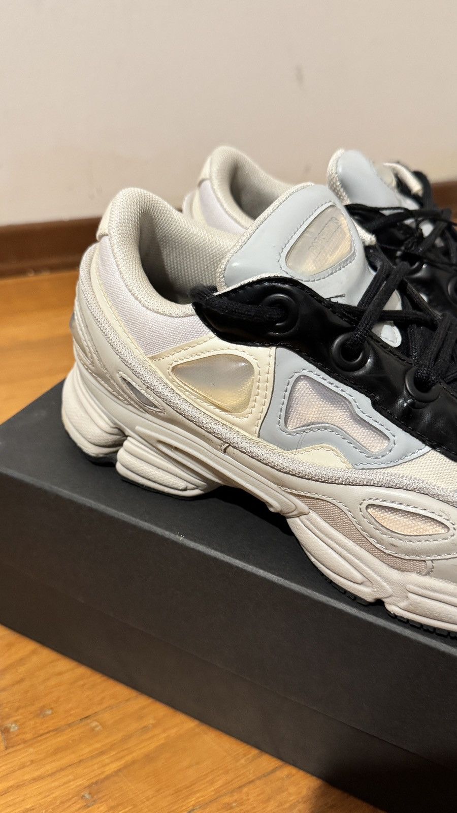 Adidas × Raf Simons Adidas x Raf Simons Ozweego Size US 7.5 / EU 40-41 - 7 Thumbnail