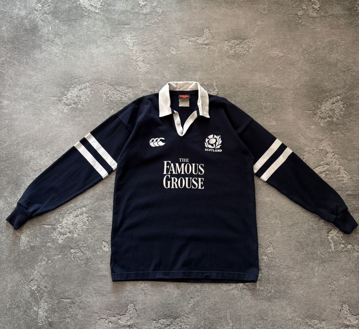 Canterbury of New Zealand Vintage Scotland Canterbury 2002 2005 Rugby Home Jersey sz M Size US M / EU 48-50 / 2 - 1 Thumbnail