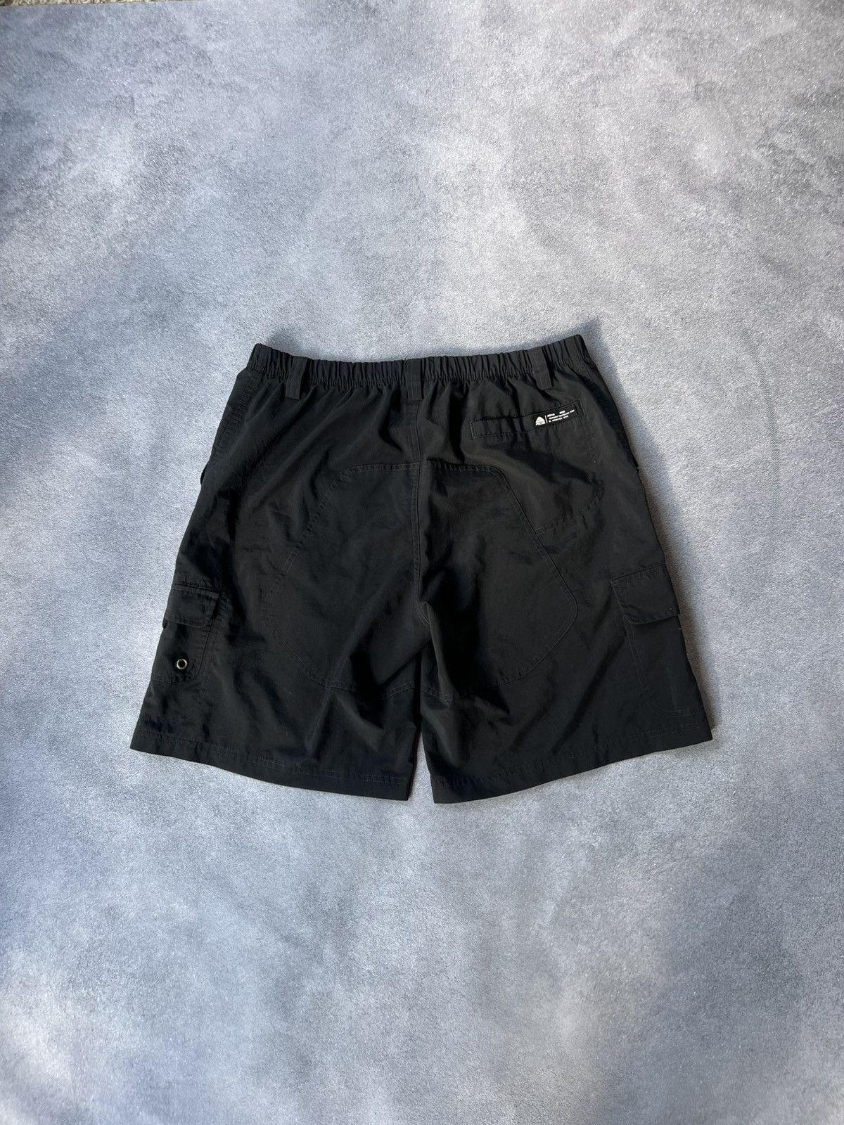 🖤Vintage Nylon Nike ACG Shorts - Size L. Y2K Gorpcore Outdoo
