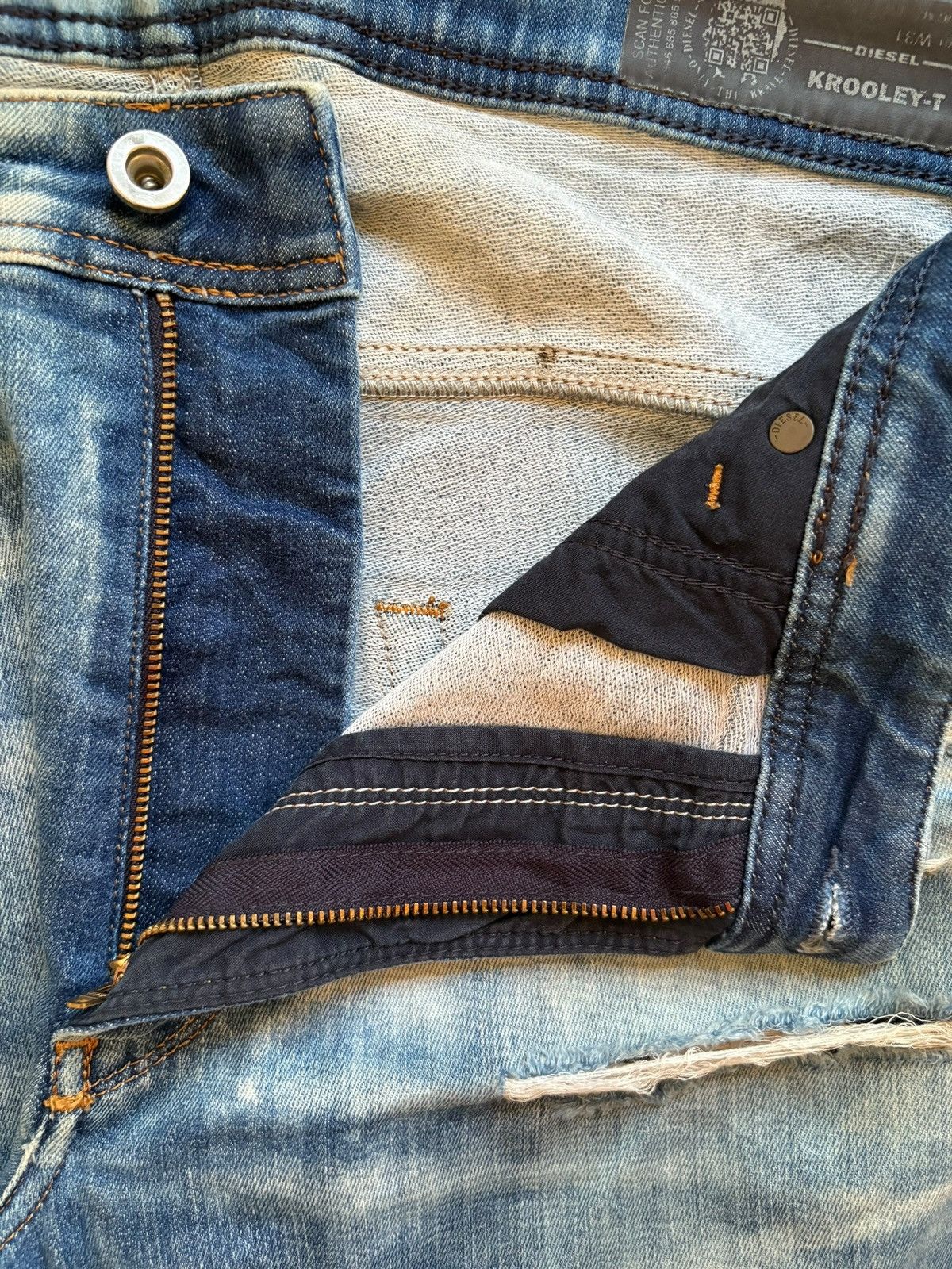 Diesel Vintage Diesel Krooley-T Bleached Distressed Ripped Jeans Size US 34 / EU 50 - 9 Thumbnail