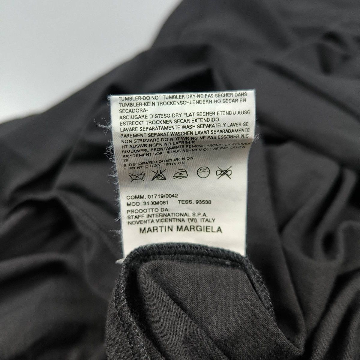 Maison Margiela Maison Martin Margiela Blank Tag Cut Sew Flat Garment Era Size US S / EU 44-46 / 1 - 7 Thumbnail