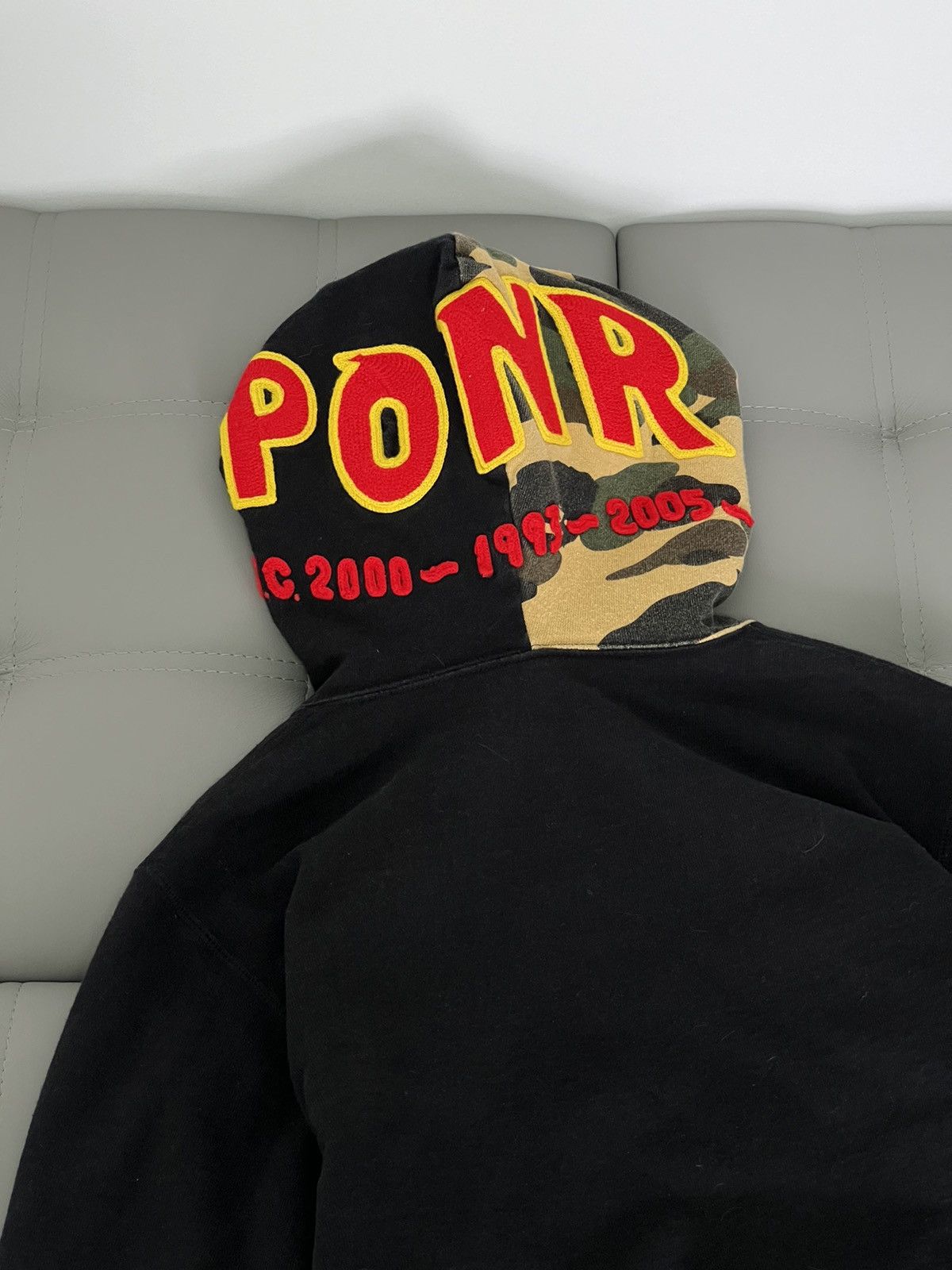 Bape Reversible camouflage with black Bape Shark print hoodie Size US S / EU 44-46 / 1 - 25 Thumbnail