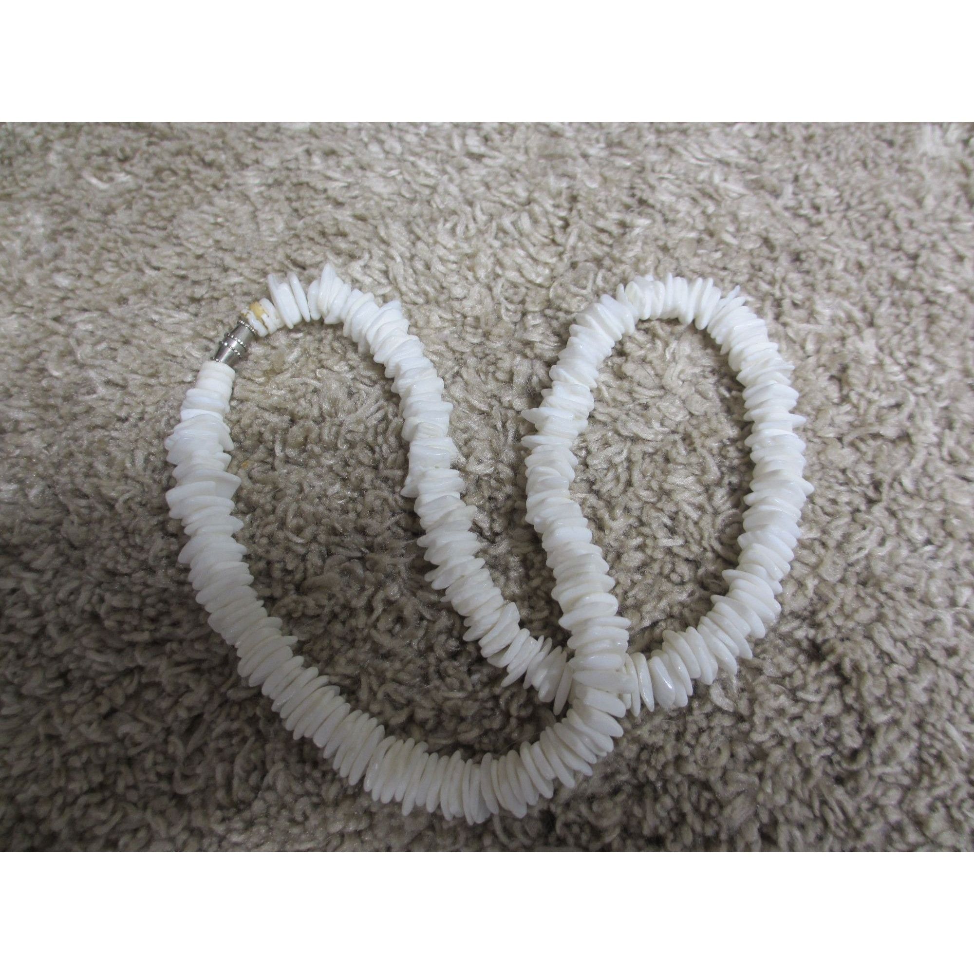 Other White Shell Beaded Necklace With Barrel Clasp Size ONE SIZE - 1 Thumbnail