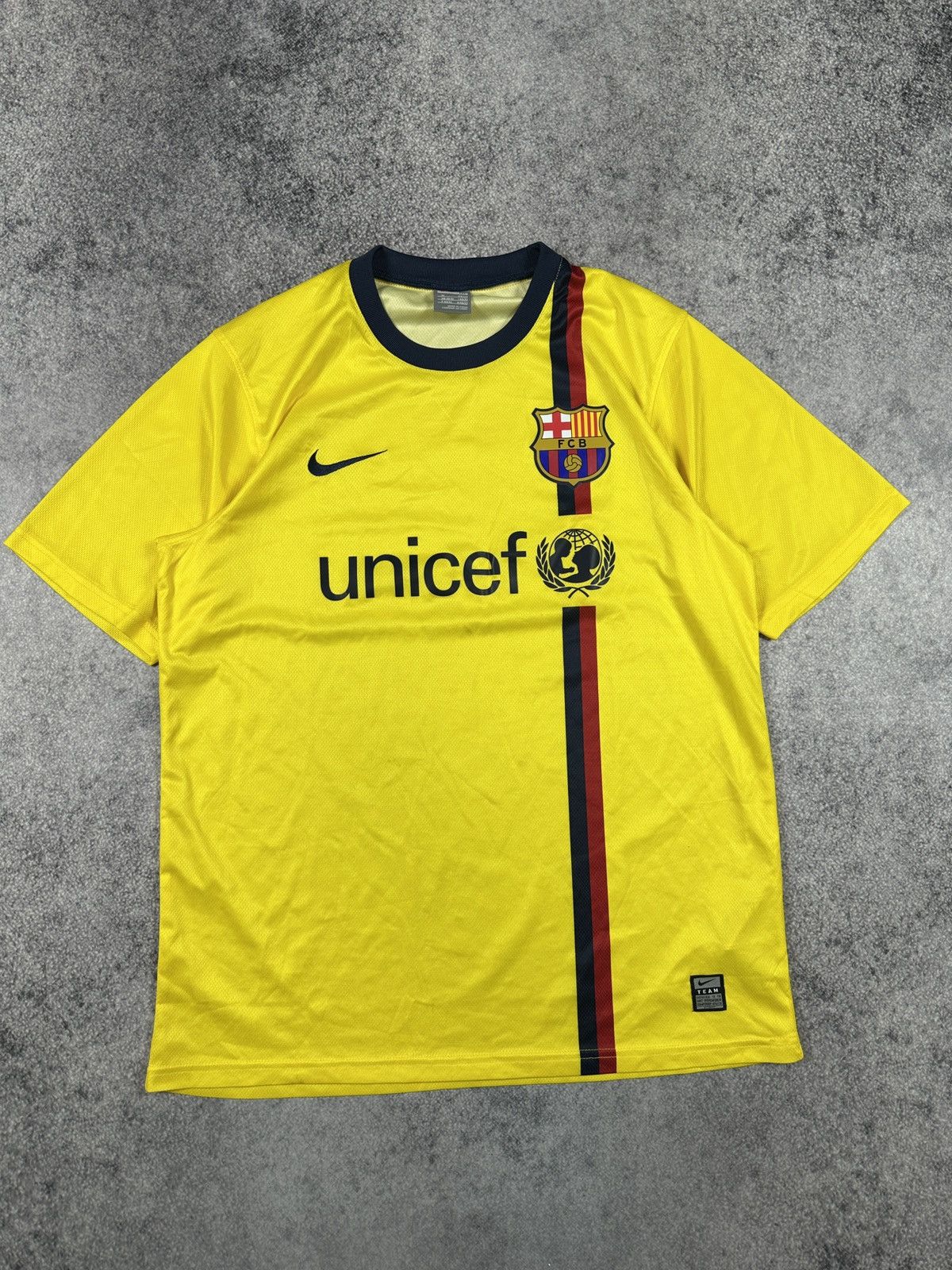 Nike Vintage Nike F.C. Barcelona 08/09 Soccer Jersey Rare M Y2K Size US M / EU 48-50 / 2 - 1 Thumbnail
