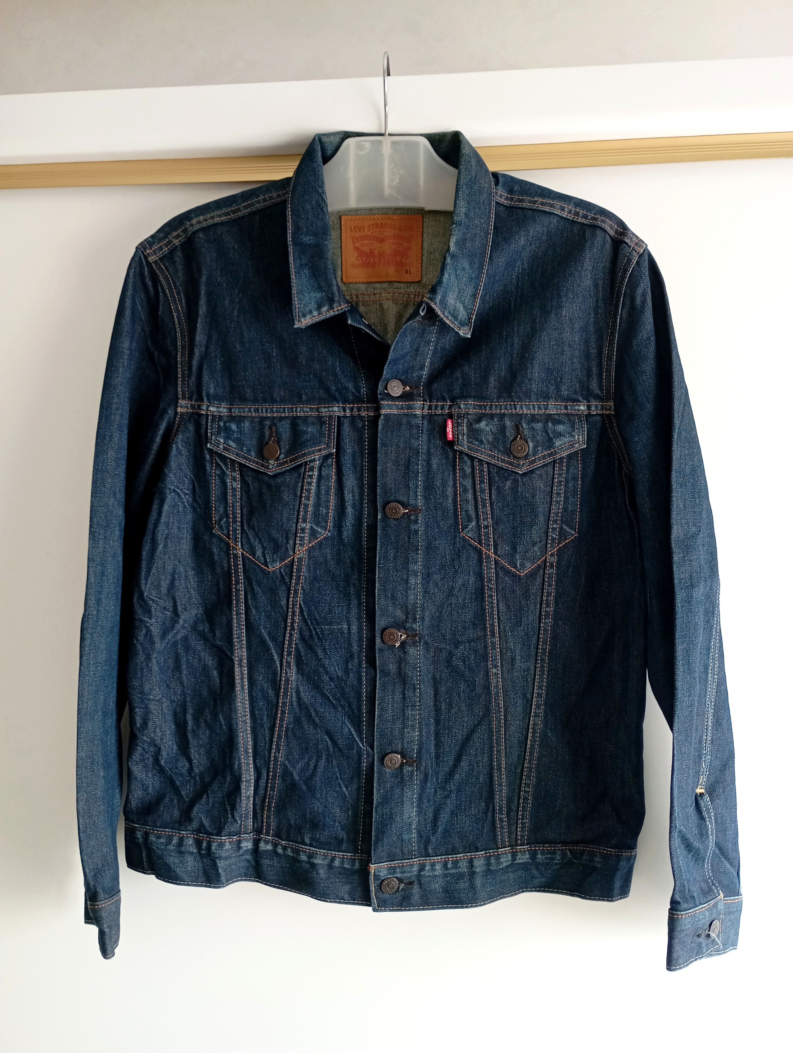 Levi's Levi's Denim Indigo Trucker Jacket Biker Vintage Classic Y2K Size US XL / EU 56 / 4 - 1 Thumbnail