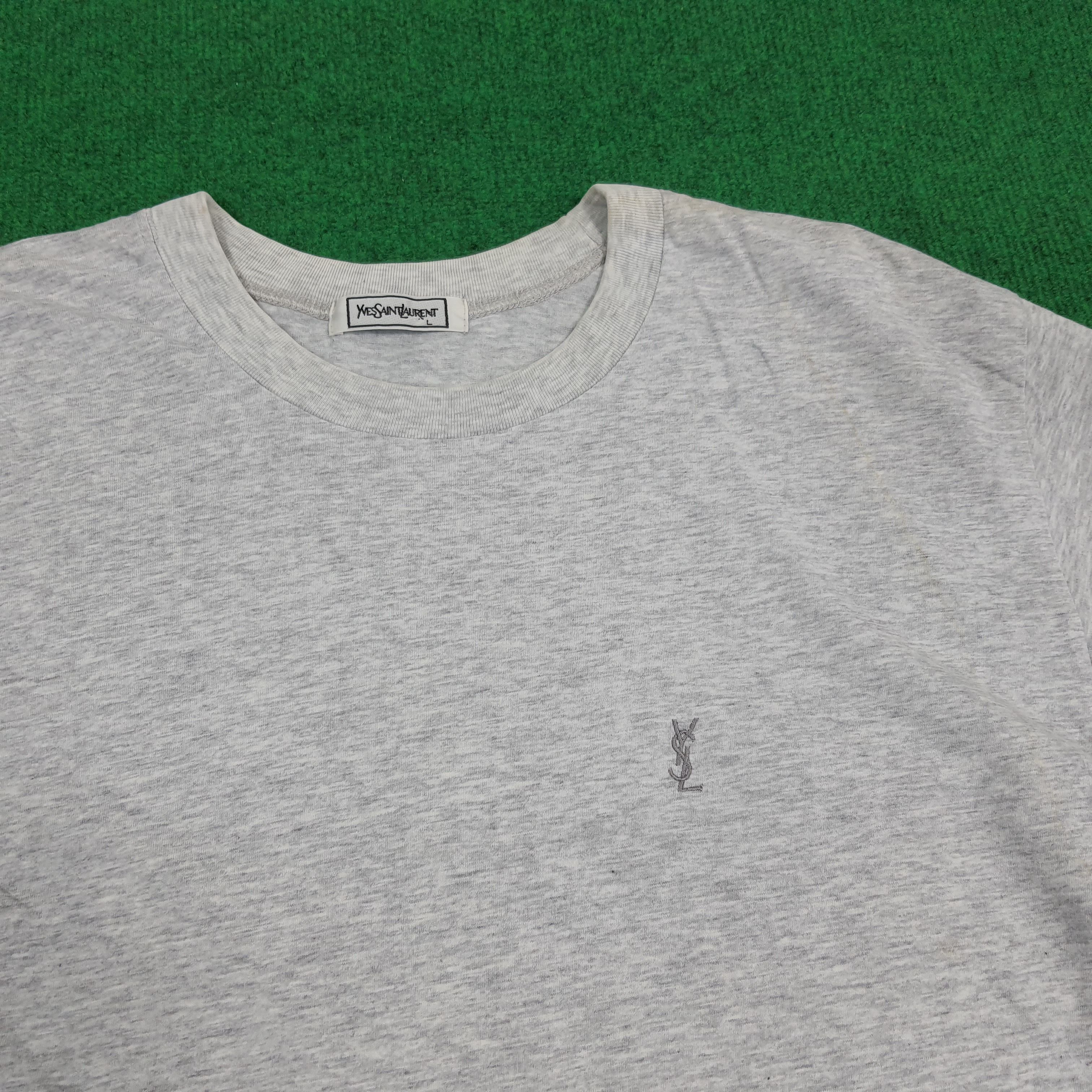 Vintage × Yves Saint Laurent Vintage Yves Saint Lauren YSL Small Logo Designer Tshirt Size US M / EU 48-50 / 2 - 2 Thumbnail