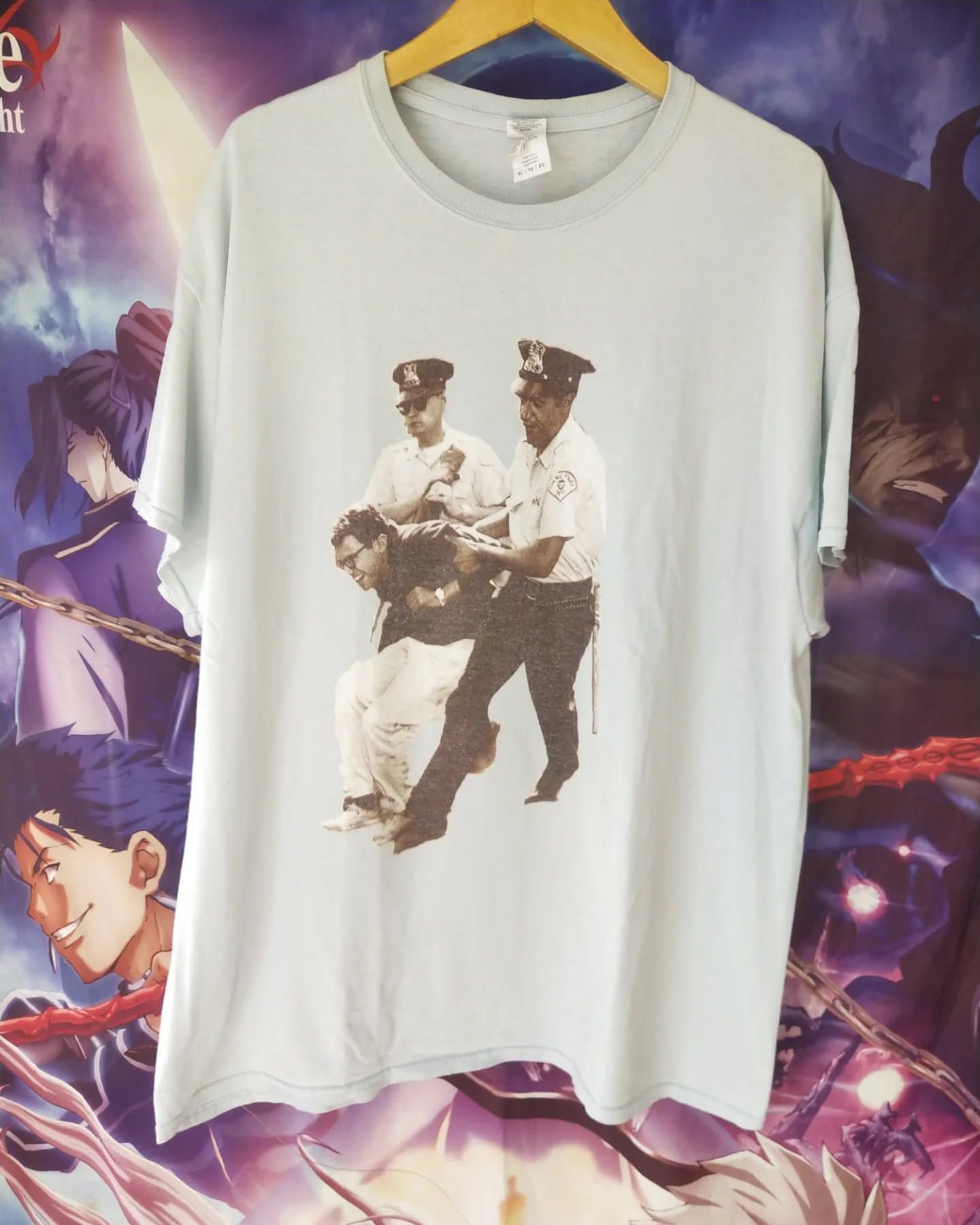 Vintage Police Arresting Graphic Gildan Tee Size US XL / EU 56 / 4 - 1 Thumbnail