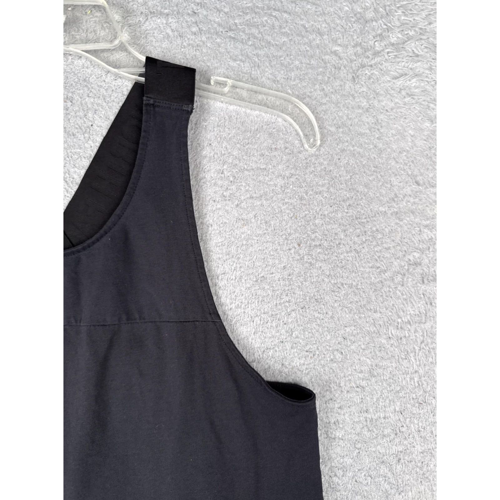 The North Face The North Face Tank Top Womens Medium Black Crossback Strap Athletic Workout Shirt Size M / US 6-8 / IT 42-44 - 2 Thumbnail