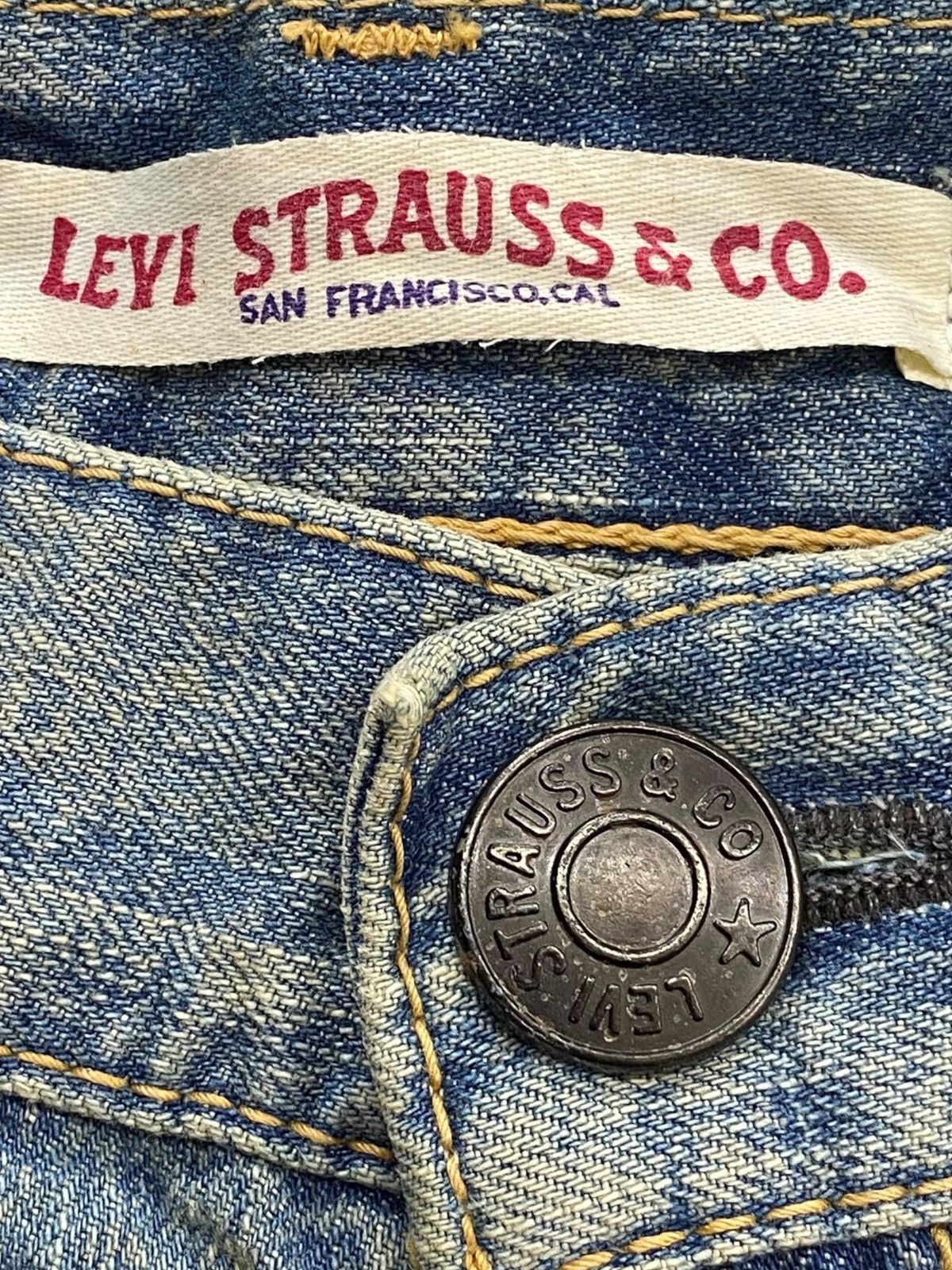 Levi's Levi’s Mud Wash Ripped Boot Cut Style Jeans Size US 33 - 10 Thumbnail