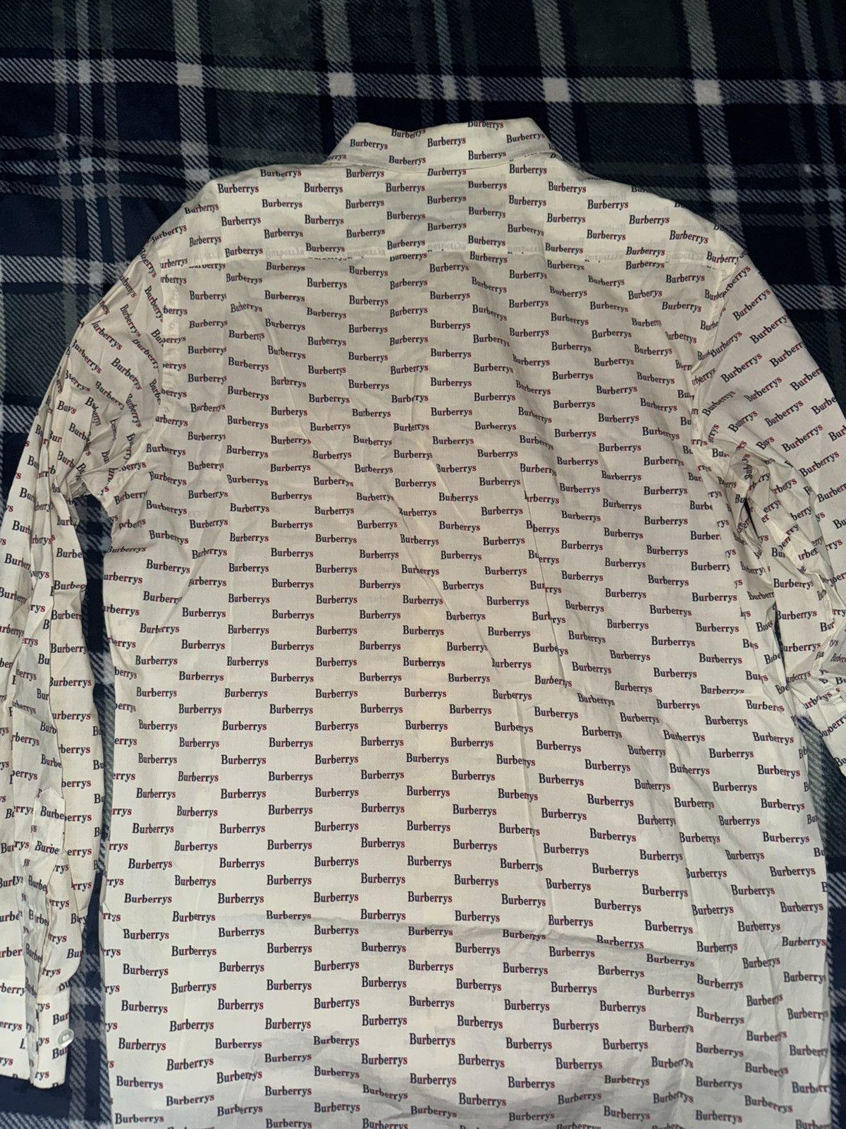 Burberry Men’s Burberry Button Up Shirt (Size L) Size US L / EU 52-54 / 3 - 5 Thumbnail