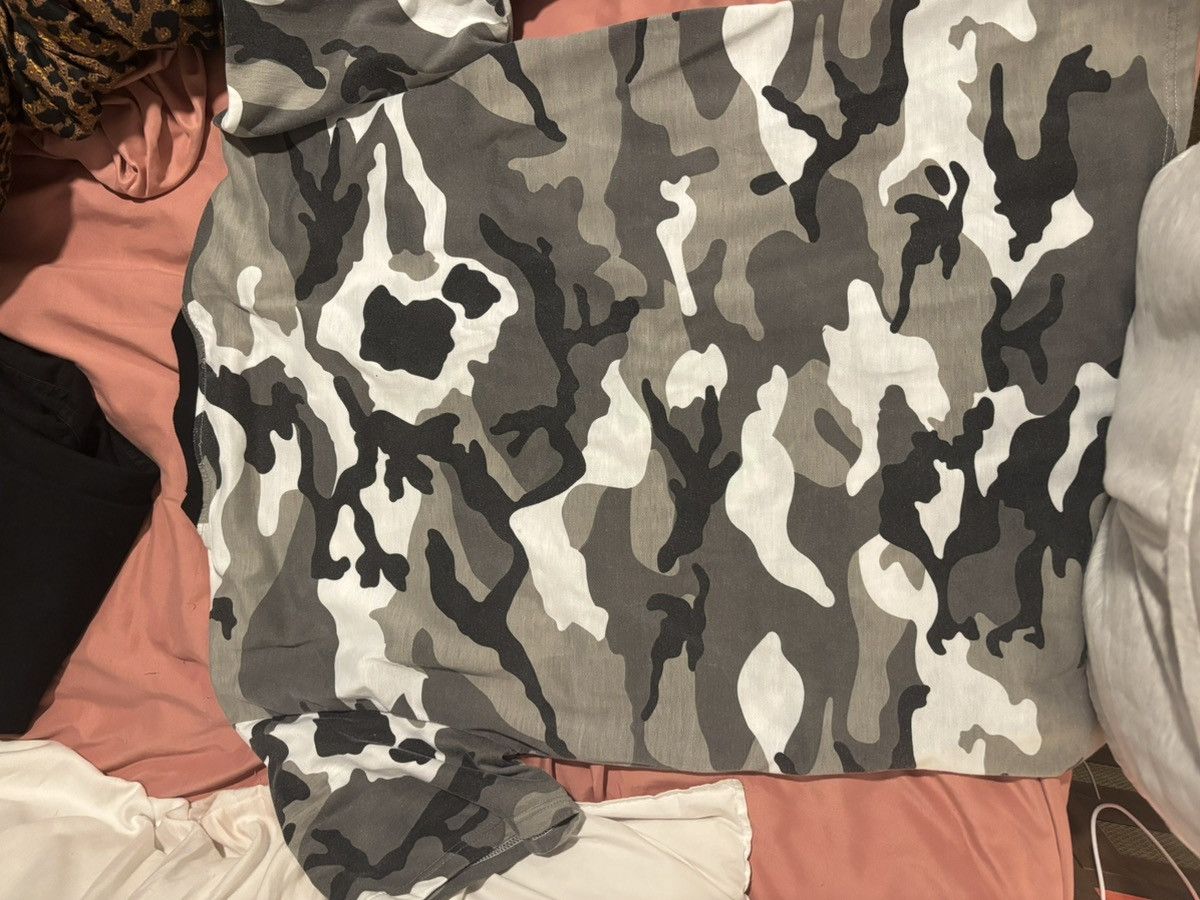 Kim Krueger Kim Krueger Camo T-shirt Size US XXL / EU 58 / 5 - 2 Thumbnail