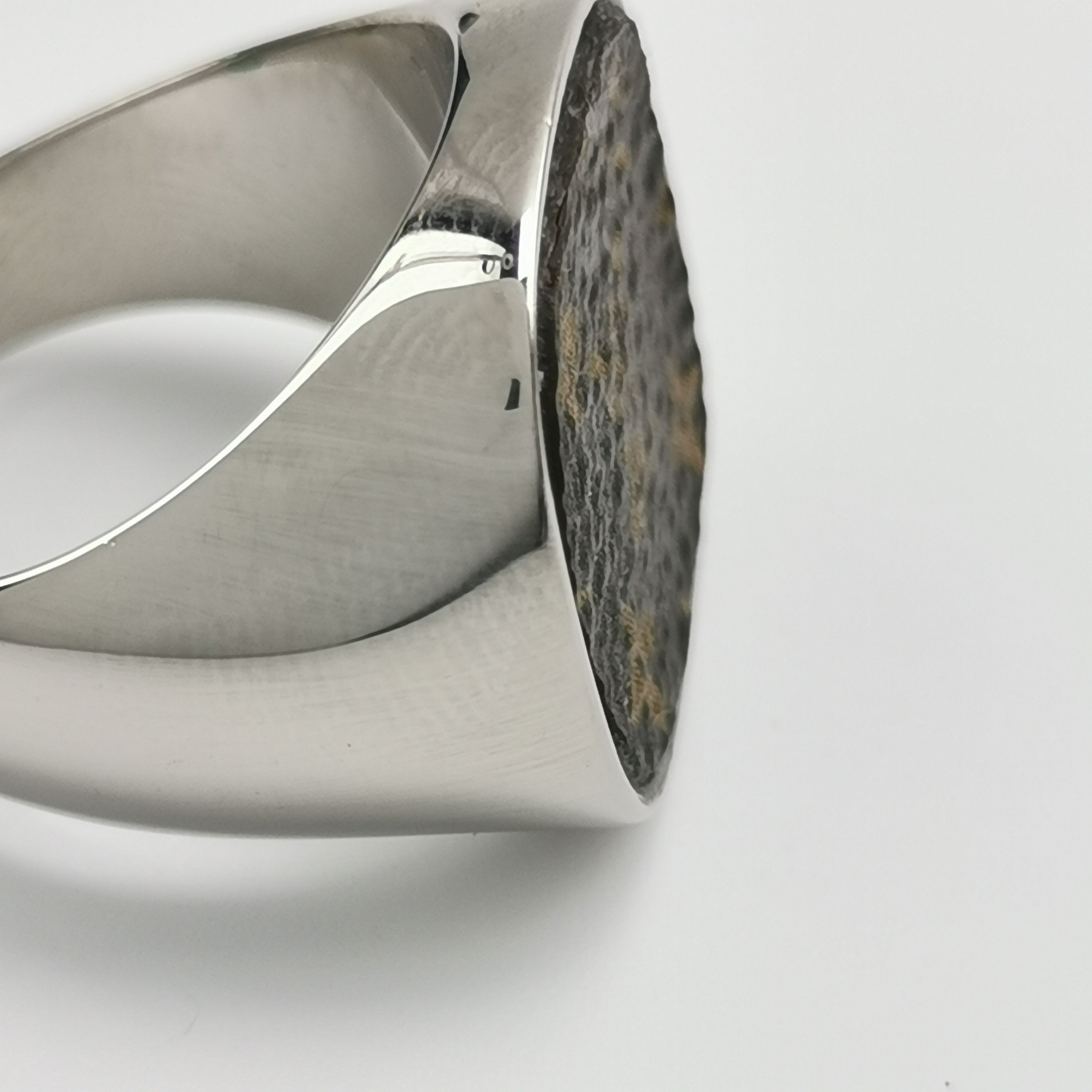 Louis Vuitton Louis Vuitton (LV) Lock Signet Leather Monogram Ring Size 2 Size ONE SIZE - 7 Thumbnail