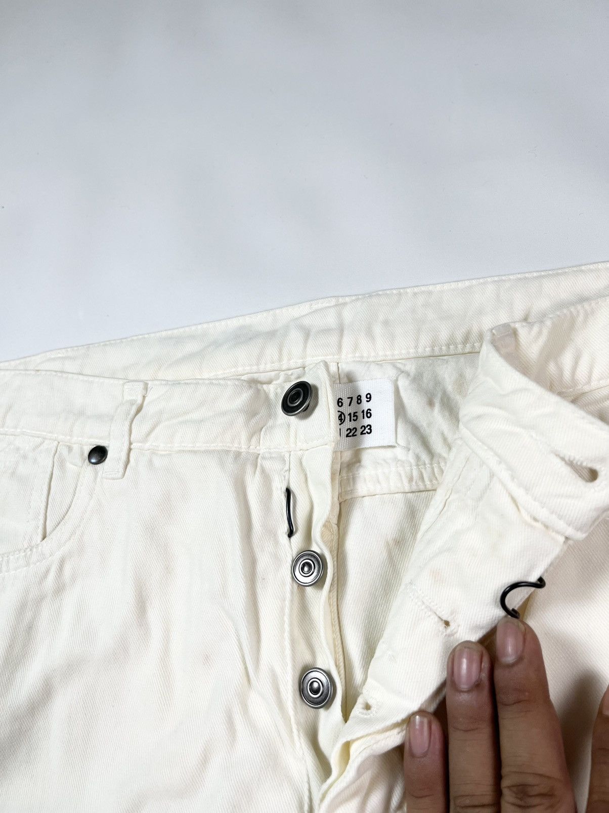 Maison Margiela MAISON MARGIELA CLASSIC STRAIGHT-LEG WHITE DENIM Size US 32 / EU 48 - 3 Thumbnail
