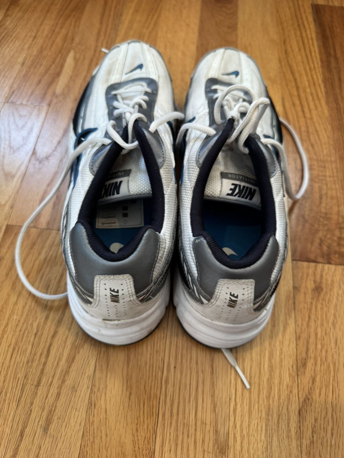 Nike Nike Initiator Men's Running Shoe size 12.5 Size US 12.5 / EU 45-46 - 3 Thumbnail