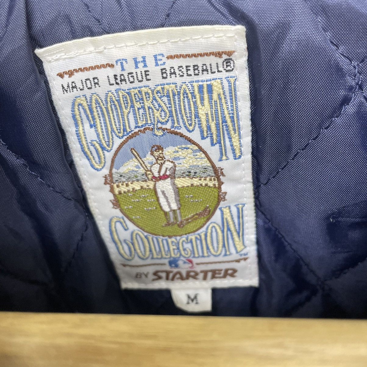 MLB 🔥Vintage MlB Major League Baseball New York Yankees Size US M / EU 48-50 / 2 - 7 Thumbnail
