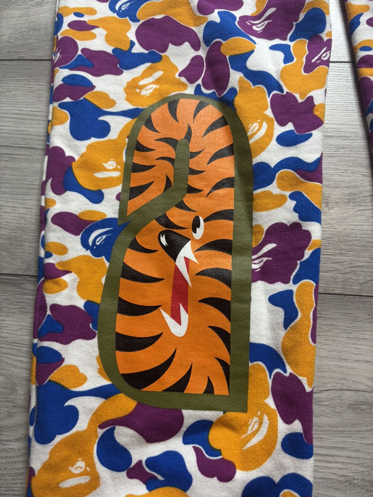 Bape Bape LA store camo joggers Size US 32 / EU 48 - 5 Thumbnail