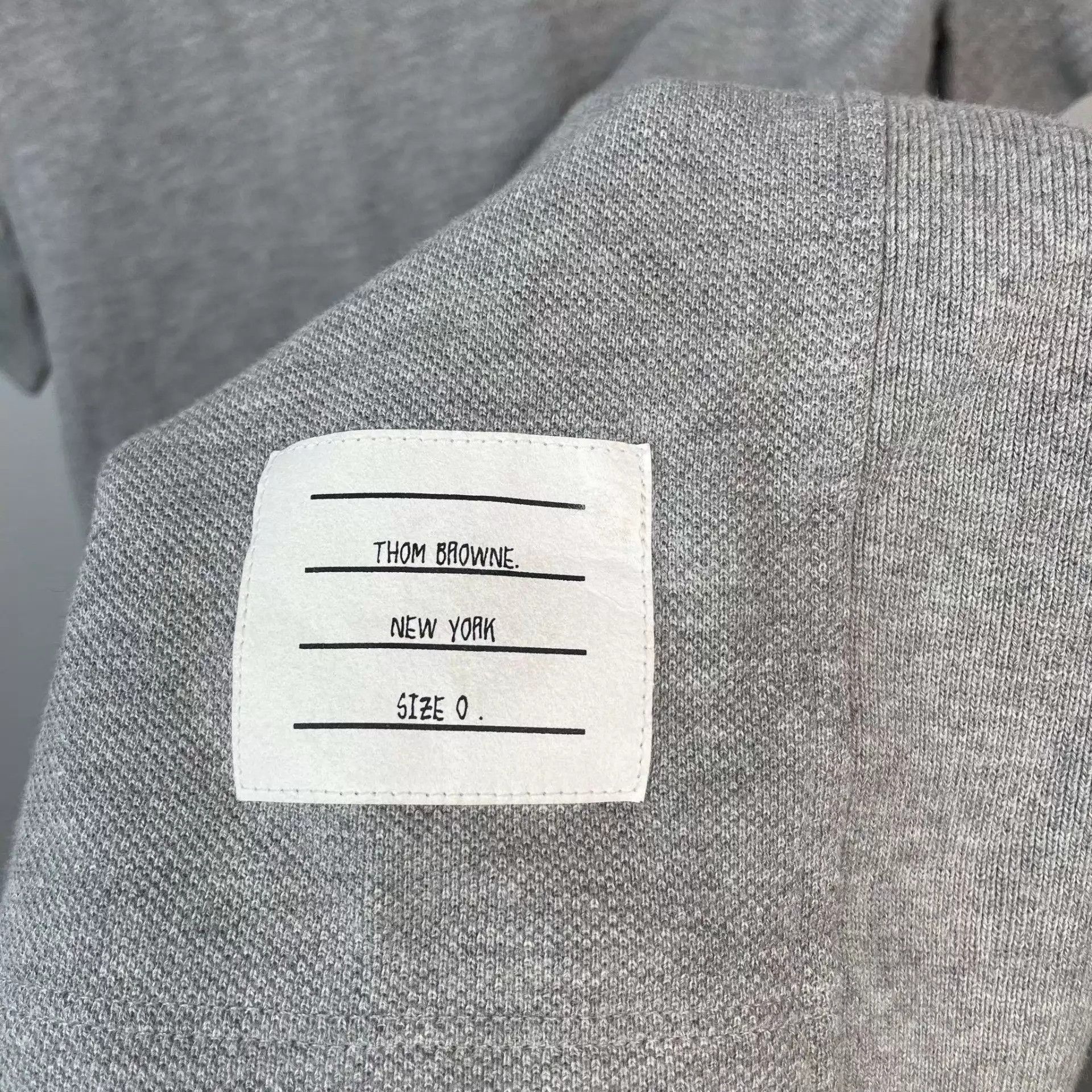 Thom Browne TB Gray Short Sleeve T-Shirt Size 0 Size XS / US 0-2 / IT 36-38 - 6 Thumbnail