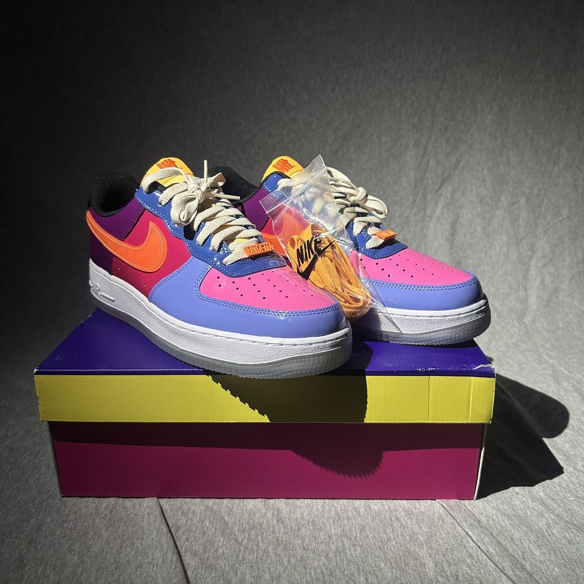 Nike Air Force 1 Low SP Undefeated Multi-Patent Total Orange