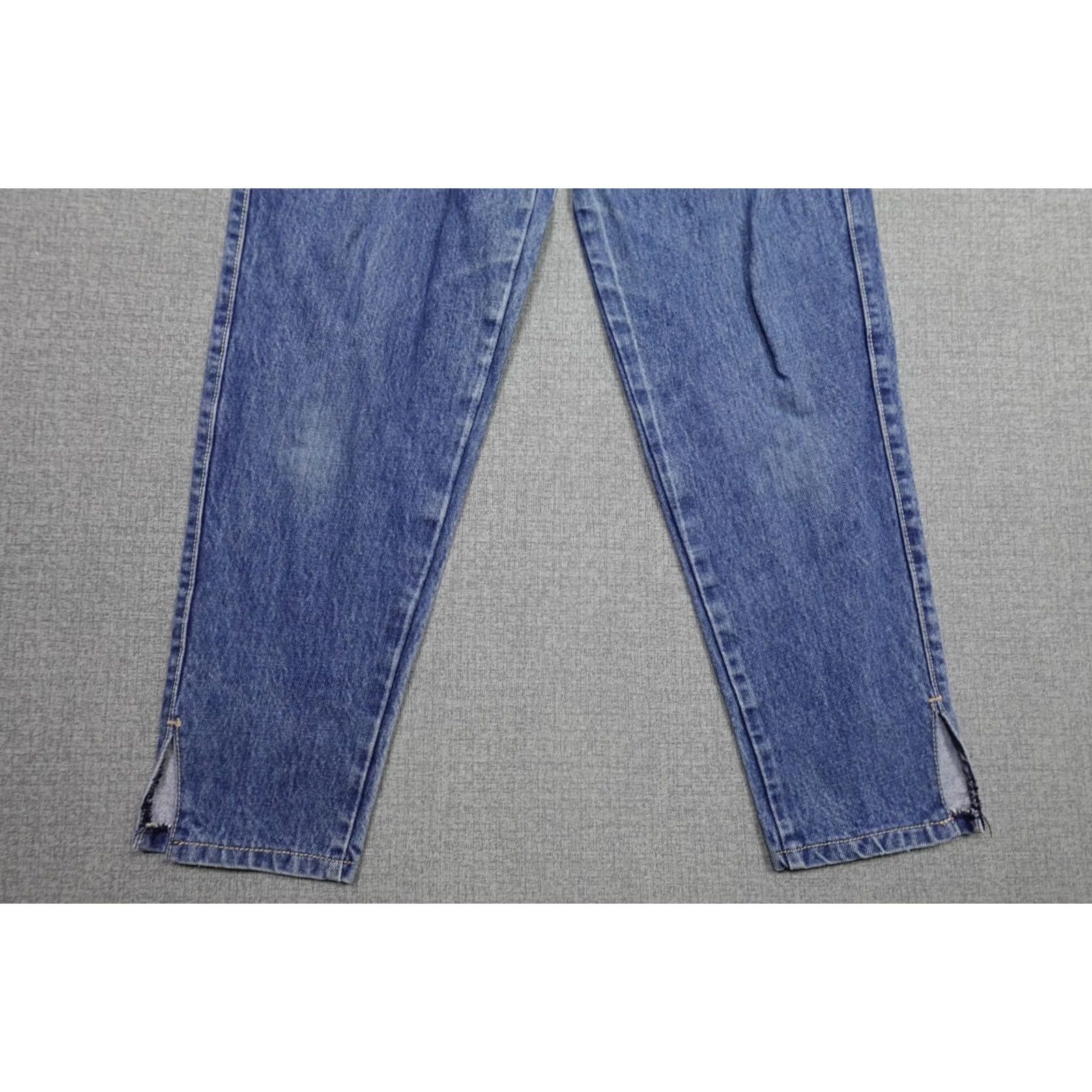 Levi's VINTAGE Levi's Jeans Womens 26x26 Blue Dark Wash Tapered Fit USA 90s Hipster Denim 5-Pocket Womens Jeans Size 26" / US 2 / IT 38 - 3 Thumbnail