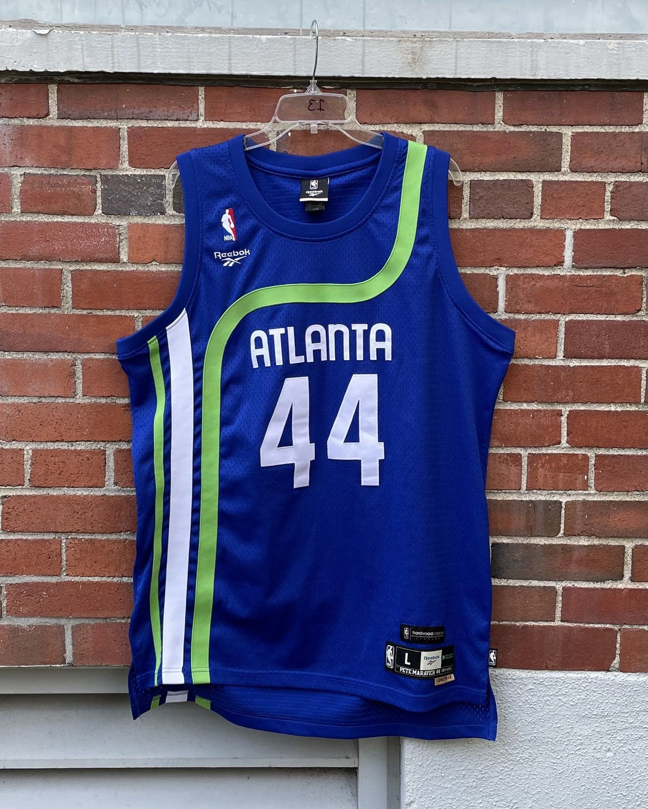 Reebok Reebok Atlanta Hawks Pistol Pete Maravich Swingman Jersey Size US L / EU 52-54 / 3 - 1 Thumbnail