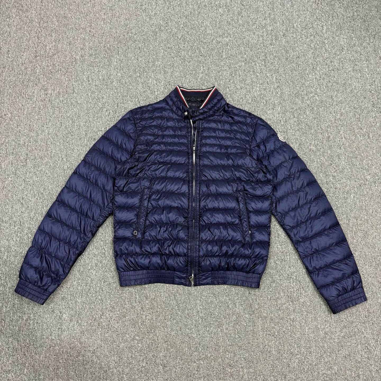 Moncler Moncler navy lightweight down jacket US 1 new Size US S / EU 44-46 / 1 - 1 Thumbnail