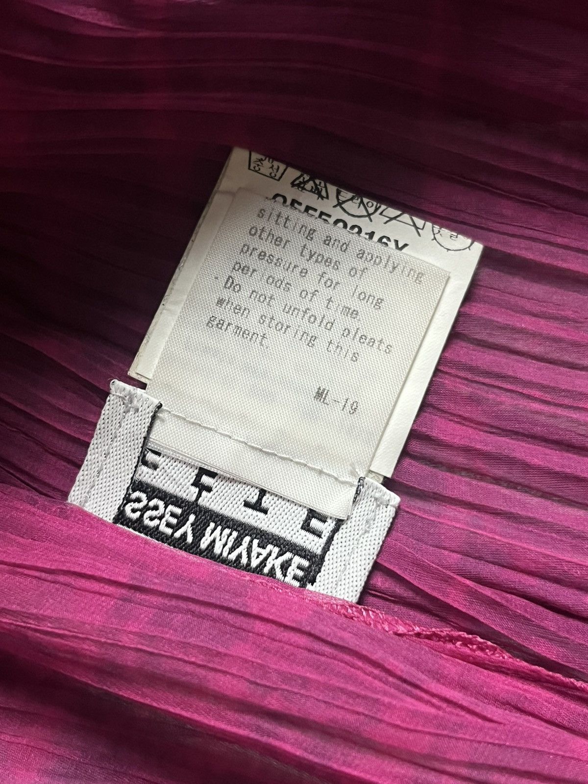 Issey Miyake 🔥RARE🔥Vintage Issey miyake fete full print number Size ONE SIZE - 8 Thumbnail