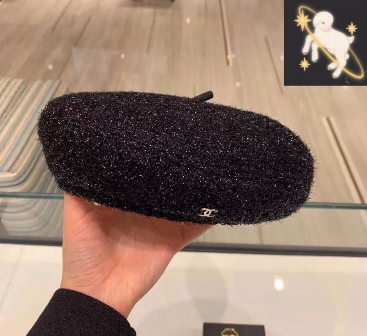 Chanel Chanel Black Hat 58 Men Size ONE SIZE - 1 Thumbnail