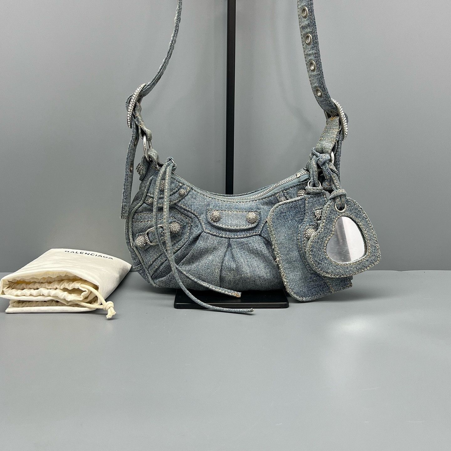 Balenciaga BALENCIAGA Le Cagole XS Gray Suede Shoulder Bag New
