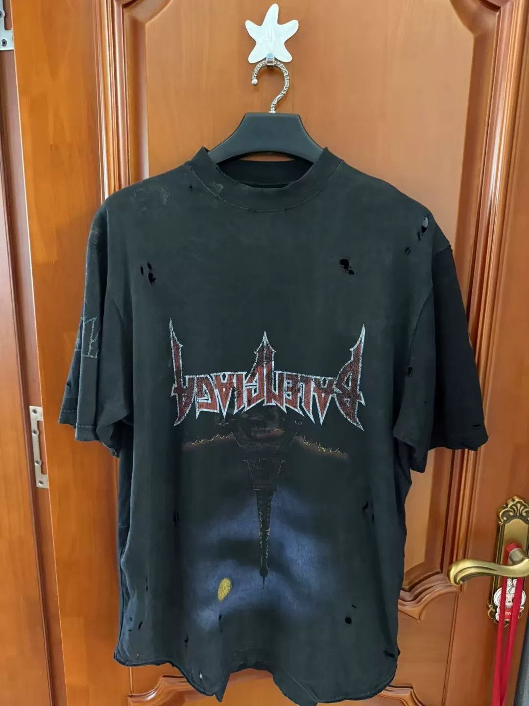 Balenciaga Balenciaga Inverted Tower Short Sleeve Size US M / EU 48-50 / 2 - 1 Thumbnail