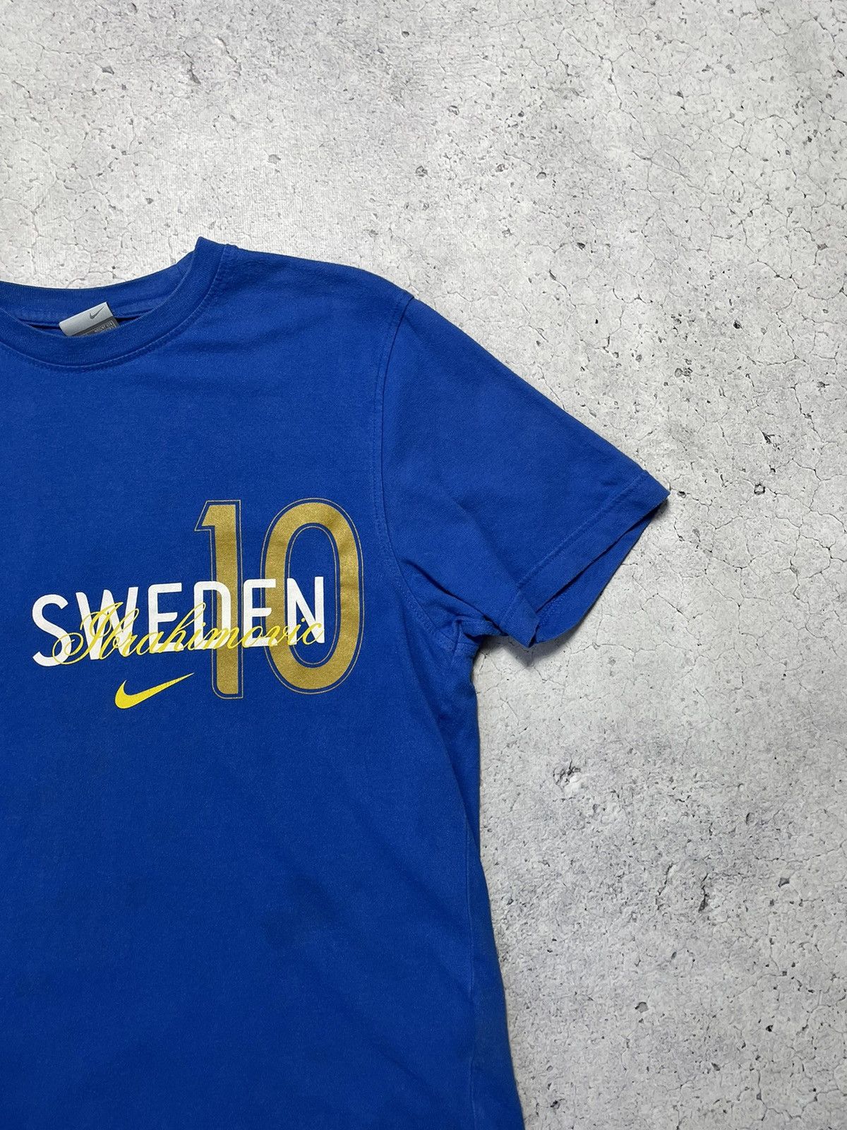 Nike × Vintage Vintage t-shirt Sweden Ibrahimovic 10 number Soccer Jersey Size US M / EU 48-50 / 2 - 4 Thumbnail