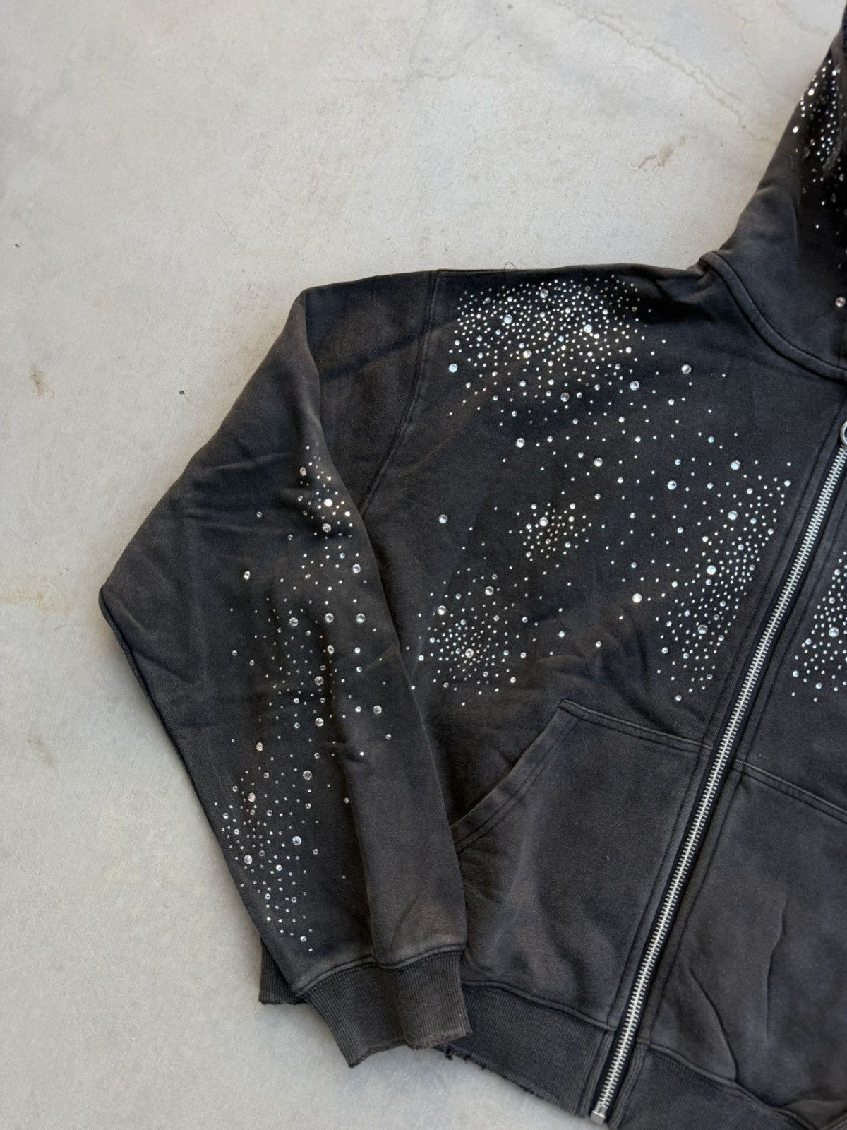 Vale Vale Forever Pluto Cluster Zip Up Hoodie Black Medium New Size US M / EU 48-50 / 2 - 4 Thumbnail