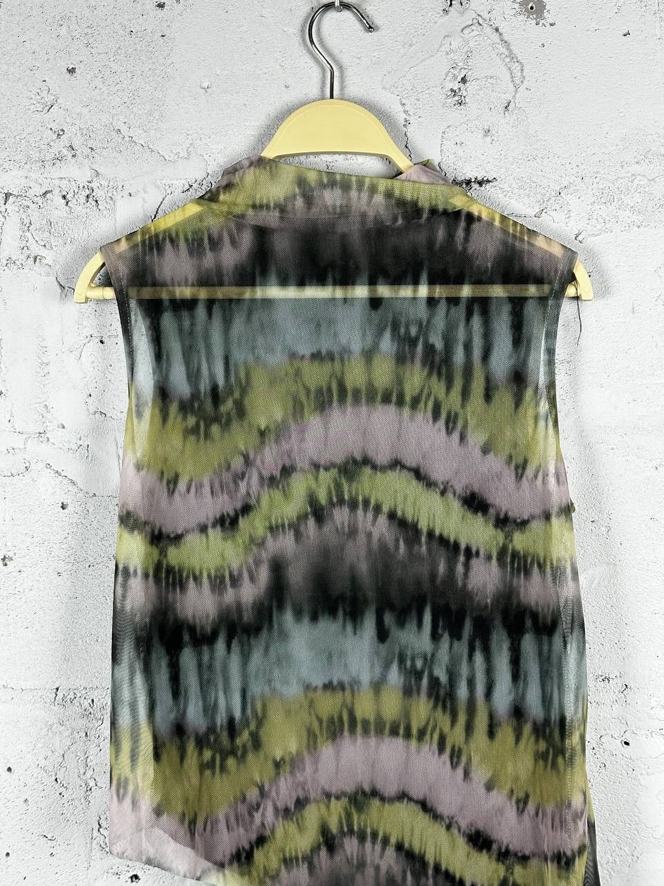 Japanese Brand Vintage Japanese Asymmetric Colourful Mesh Print Tank Top Size US M / EU 48-50 / 2 - 6 Thumbnail