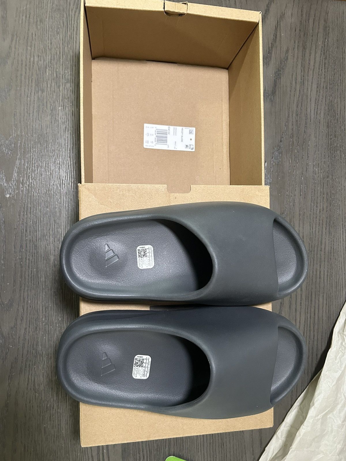 Yeezy Yeezy Slide Granite Size 9 Size US 9 / EU 42 - 5 Thumbnail