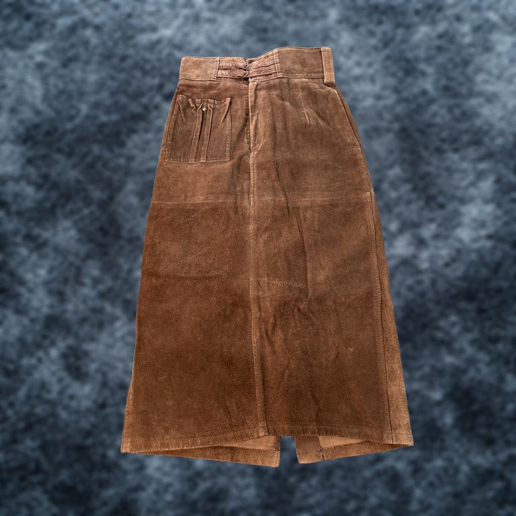 Vintage VINTAGE Outback Red Skirt Womens 10 Brown Suede Leather Cargo 90s Boho Women's Leather Skirt Knee Length Cargo Bohemian Mens? Size 32" / US 10 / IT 46 - 1 Thumbnail